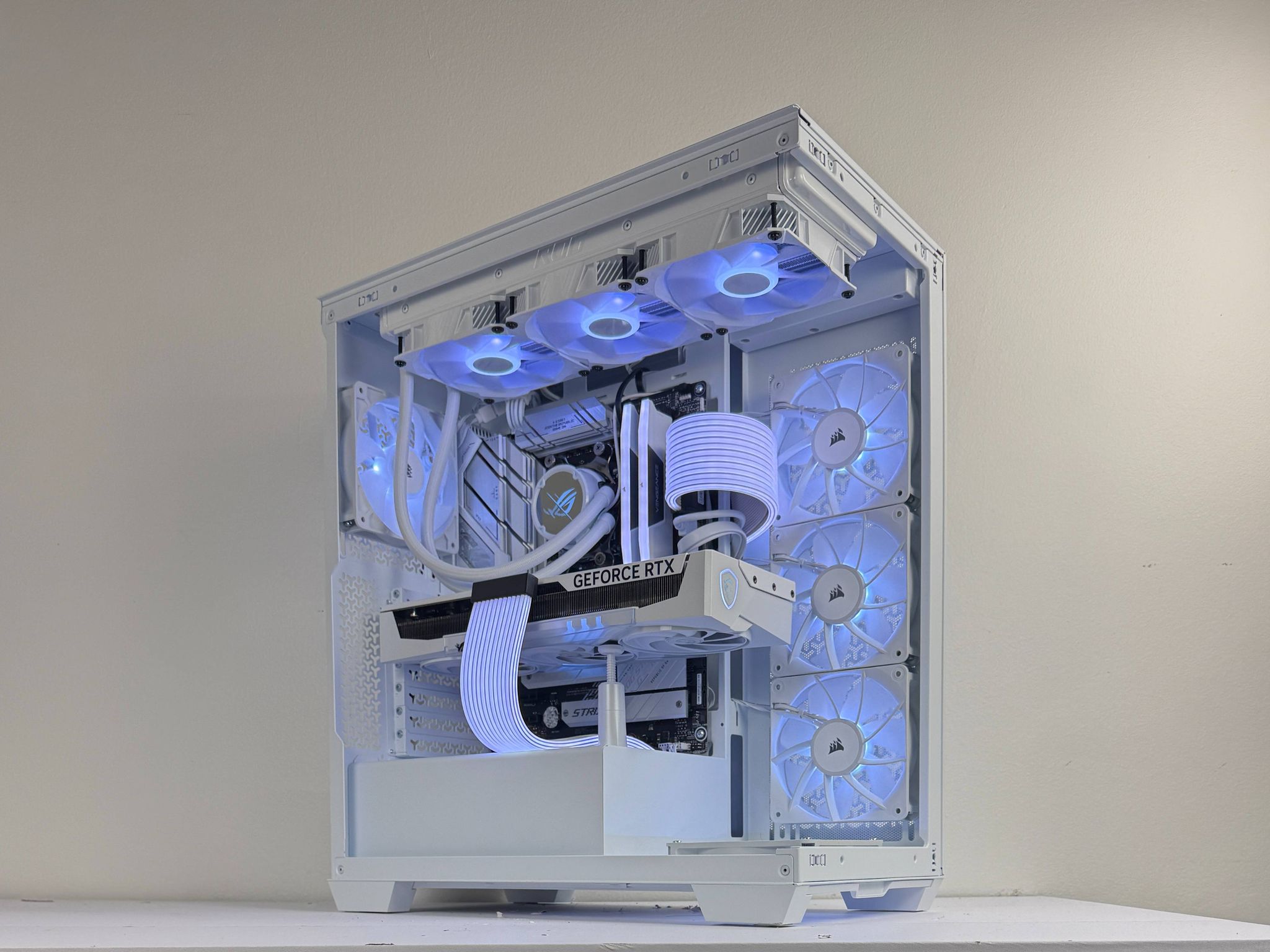 🧊Cryostorm🧊  | 1440p Streaming PC | Ryzen 7 7800X3D | MSI RTX 5070 | 32GB DDR5 6000MHz
