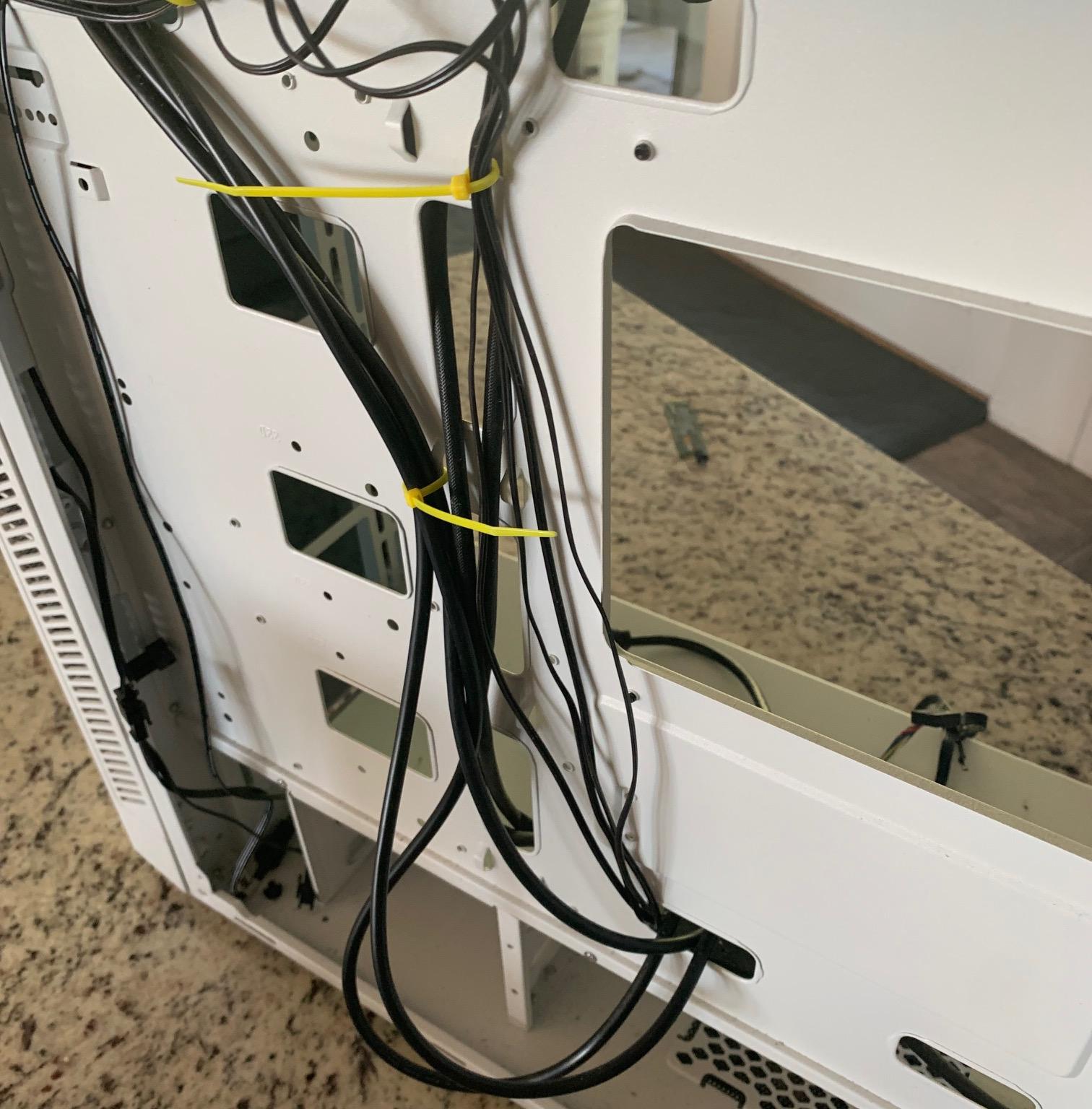 Deep Cool ATX White Case