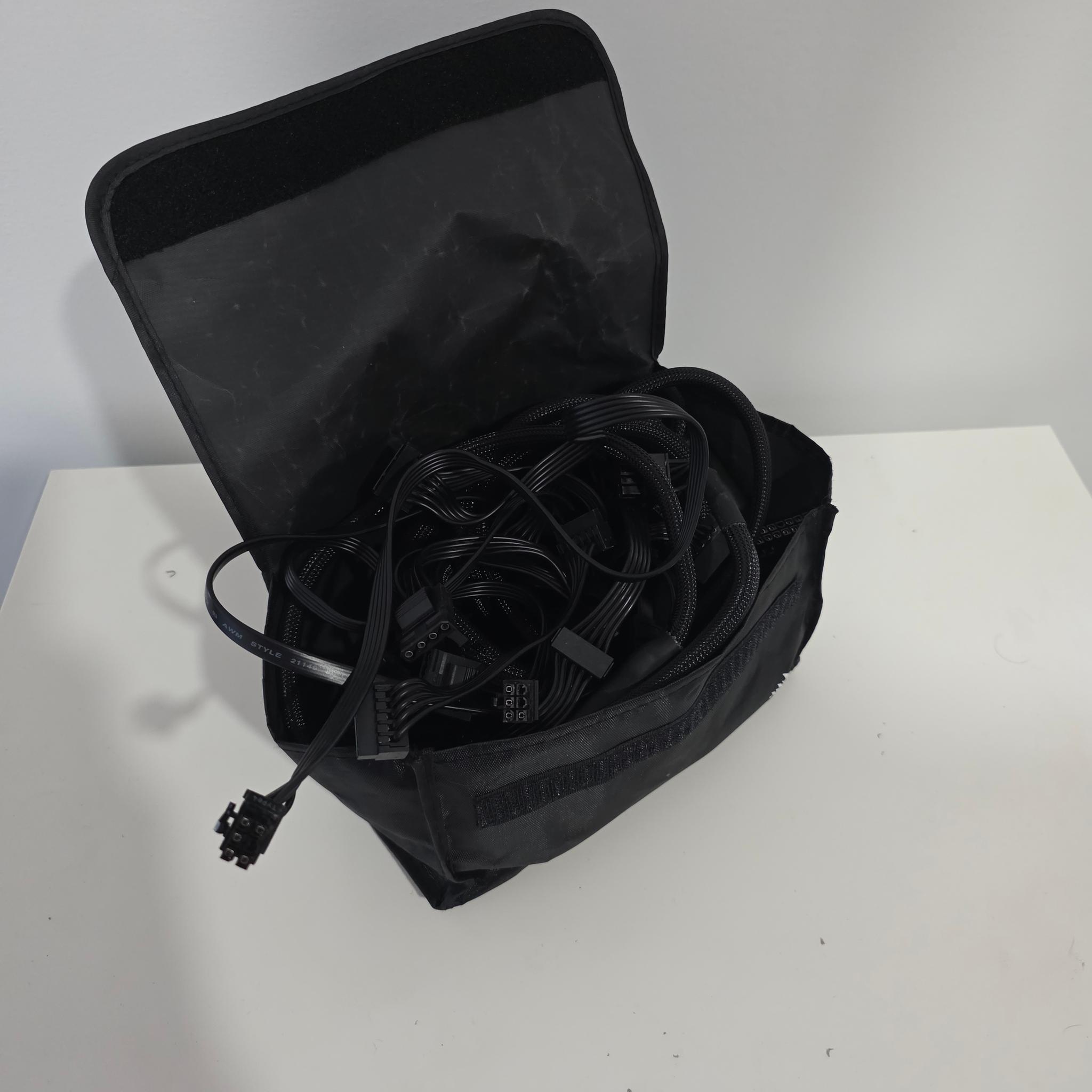 CORSAIR RMX Series, RM850x, 850 Watt, 80+ Gold Certified, Fully Modular Power Supply