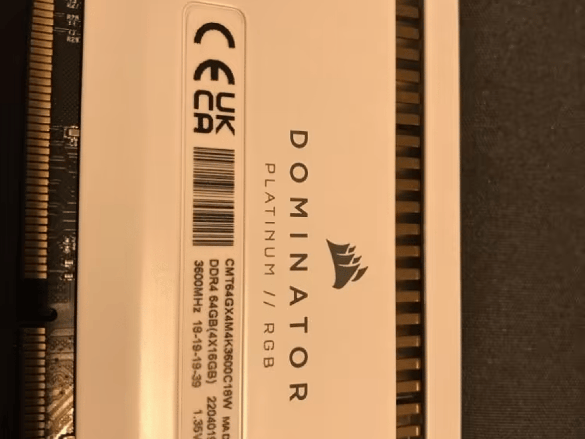 Corsair Dominator Platinum 64 gb (4 x 16 gb) ddr4 3600mhz white