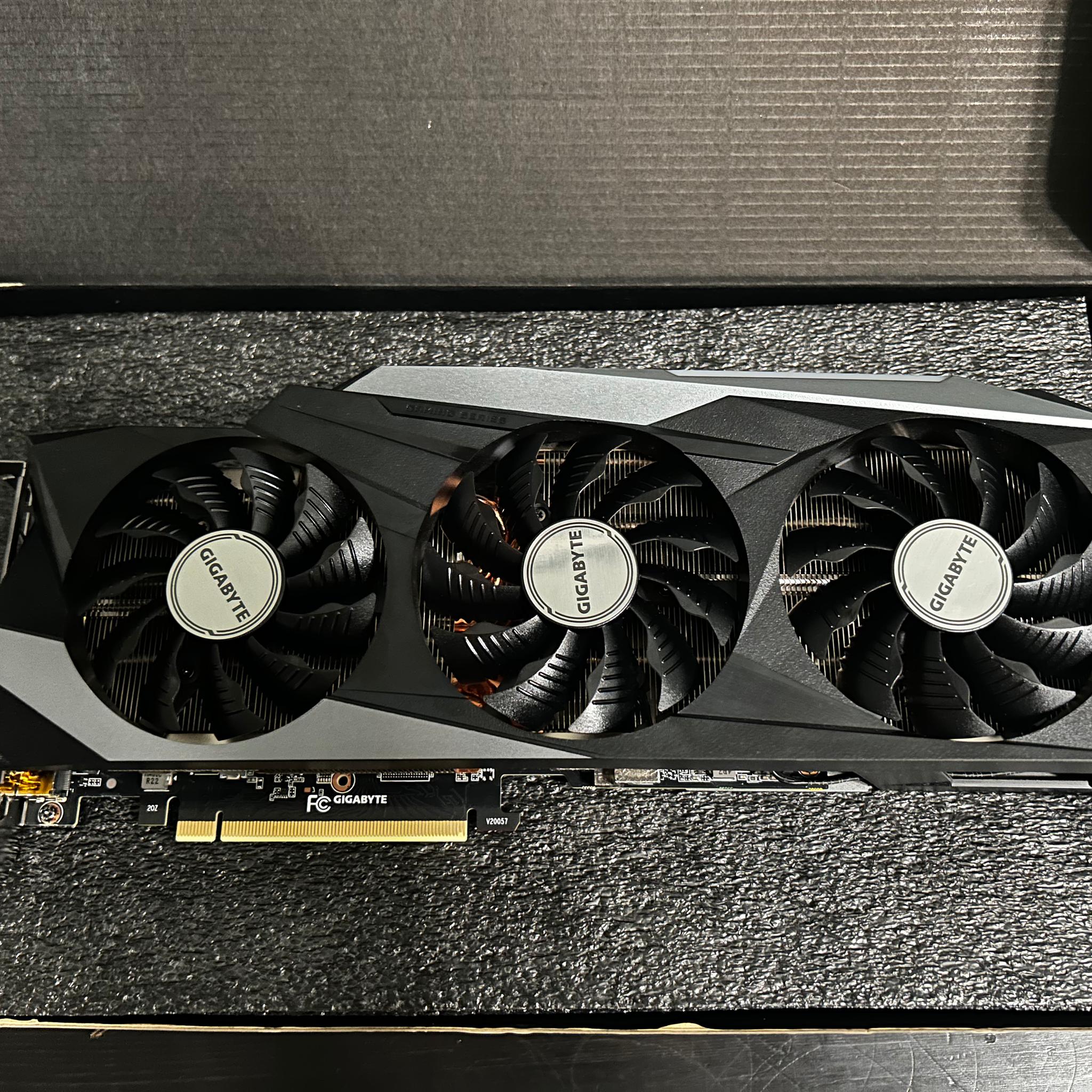 GIGABYTE GeForce RTX 3080 GAMING OC 10GB Graphics Card 