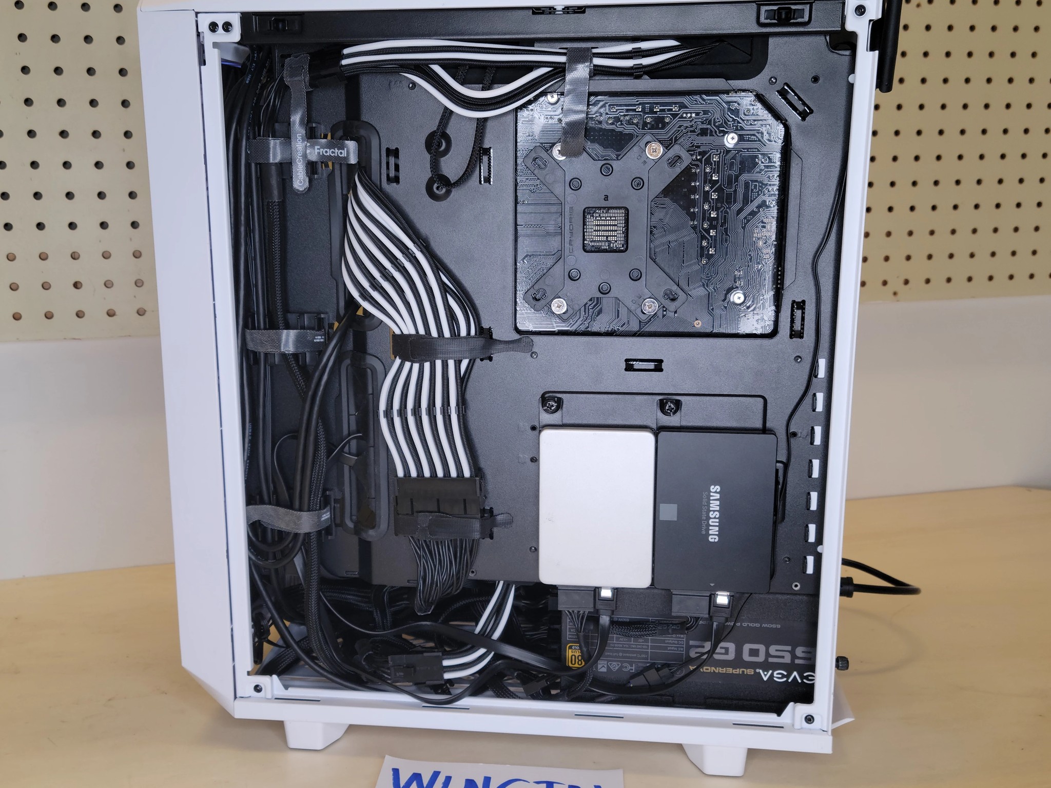 ⬜️⬛️⬜️ "Sweet 16" 1660 Super + R5 1600 Gaming PC