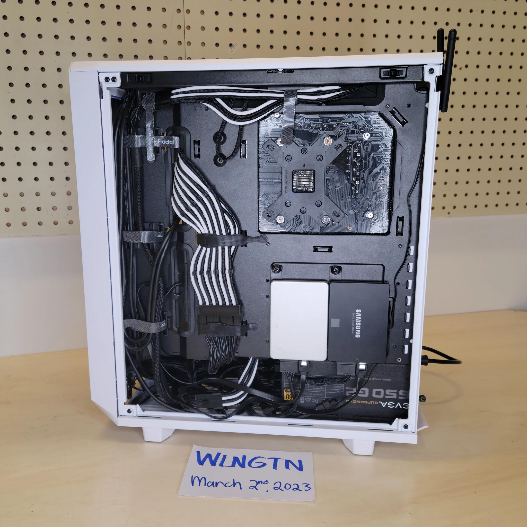 ⬜️⬛️⬜️ "Sweet 16" 1660 Super + R5 1600 Gaming PC