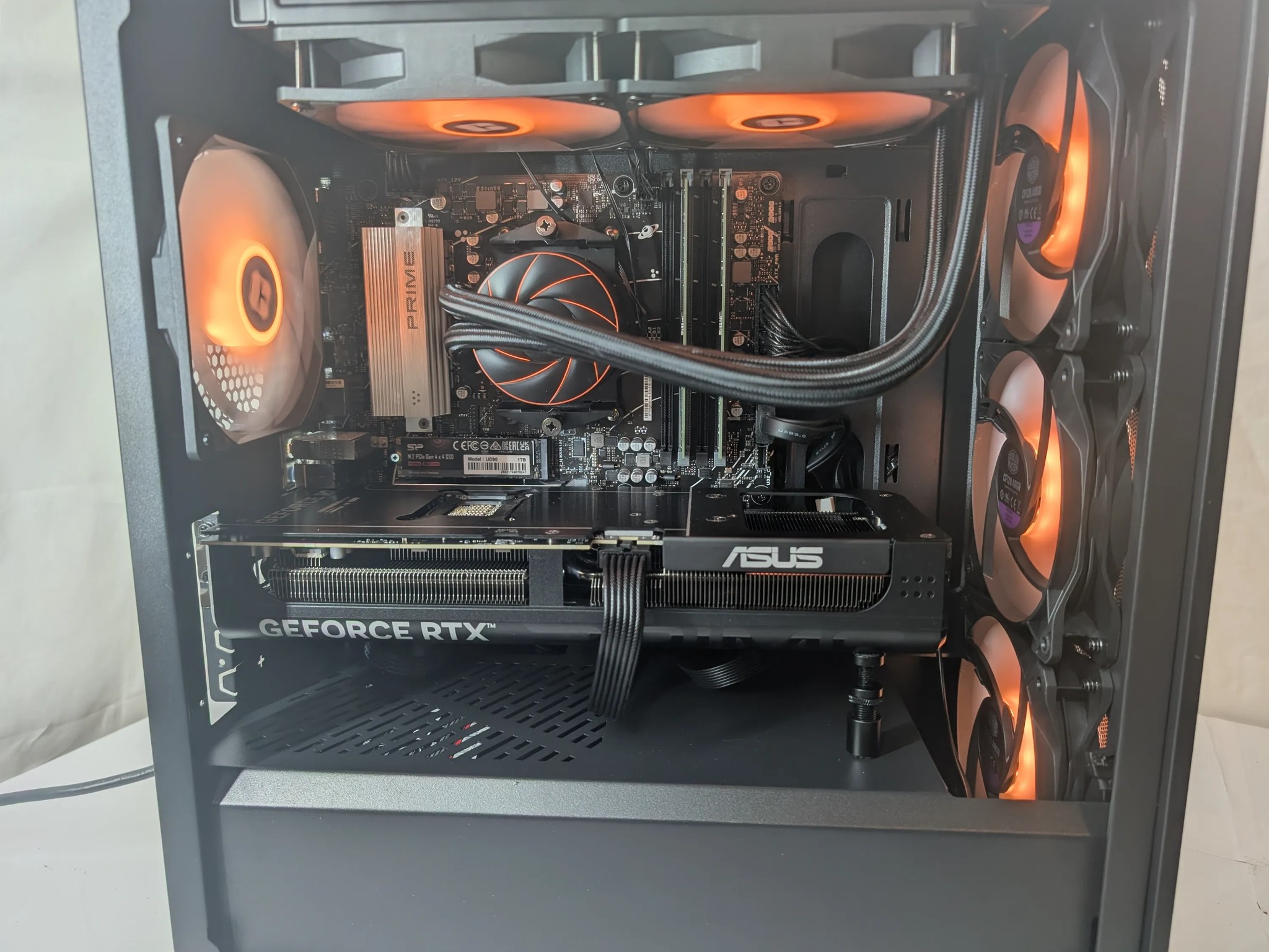 RTX 5070 | Ryzen 5 7600X | 32GB DDR5 | 1TB Gen 4 NVMe | 240mm AIO | ARGB | Wi-Fi+BT