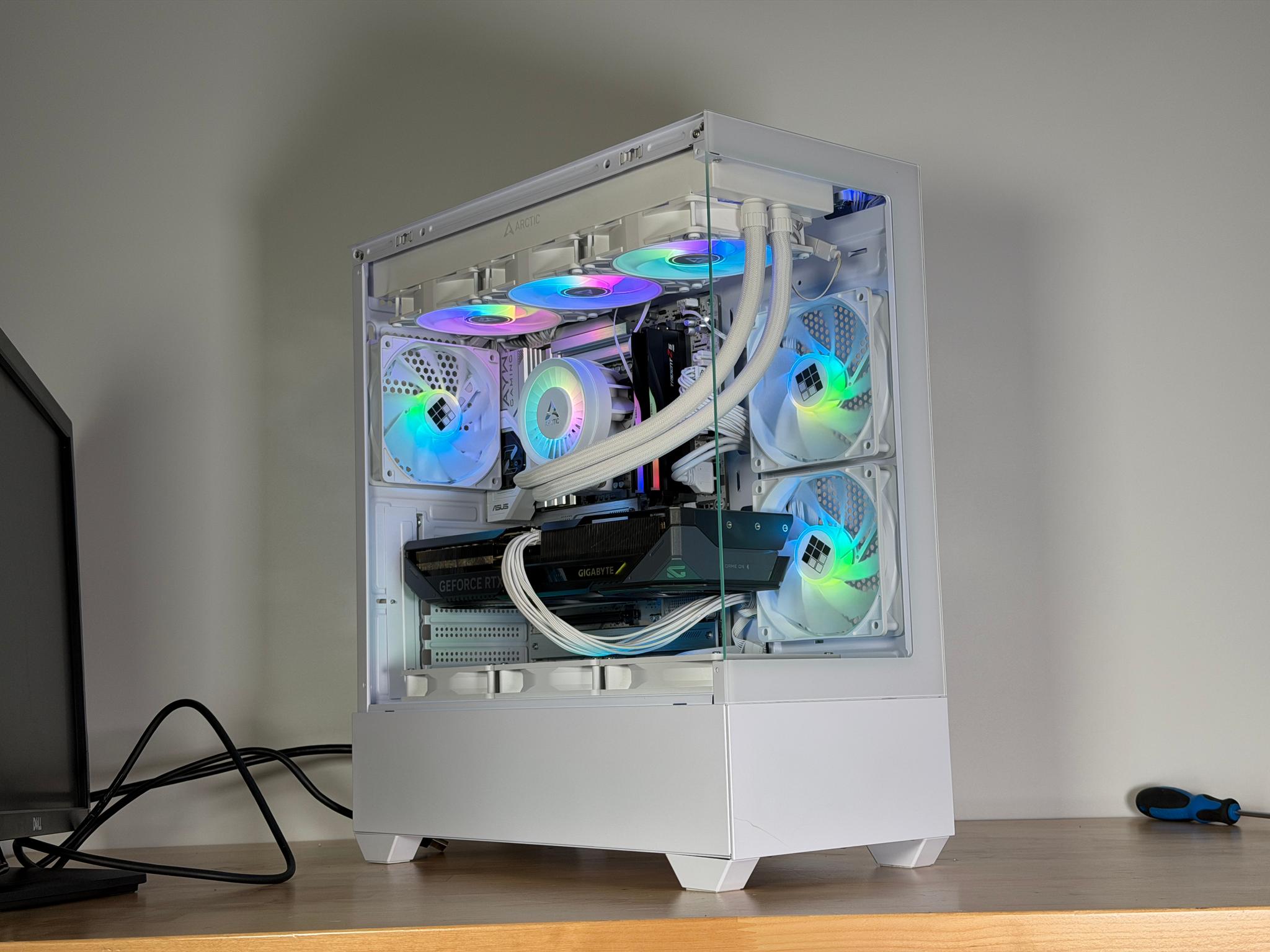 RTX 5070 Intel Core Ultra 7 265kf Gaming PC
