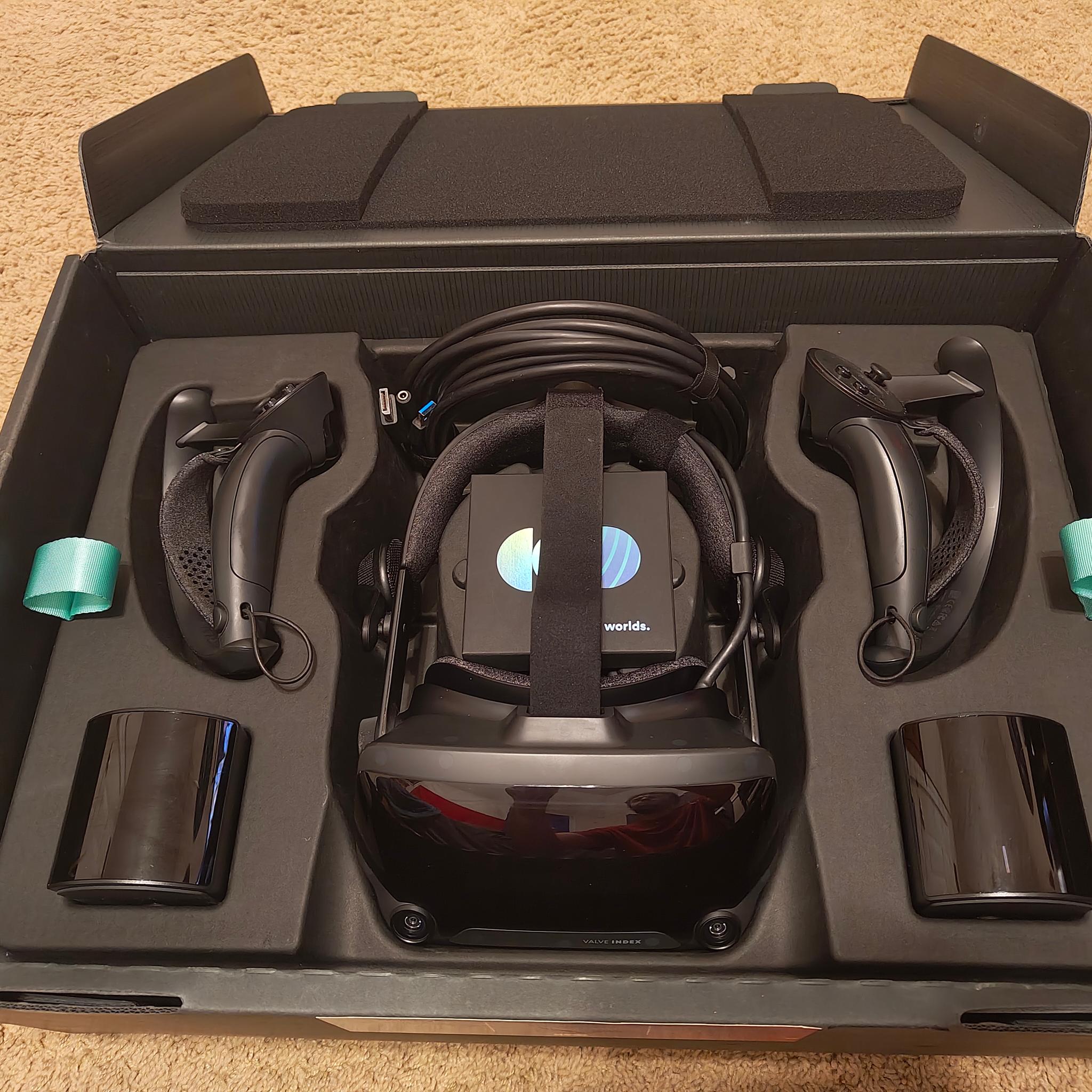 Valve Index Full Kit (Headset, Base Stations, Controllers, Mounts, Box) - Used