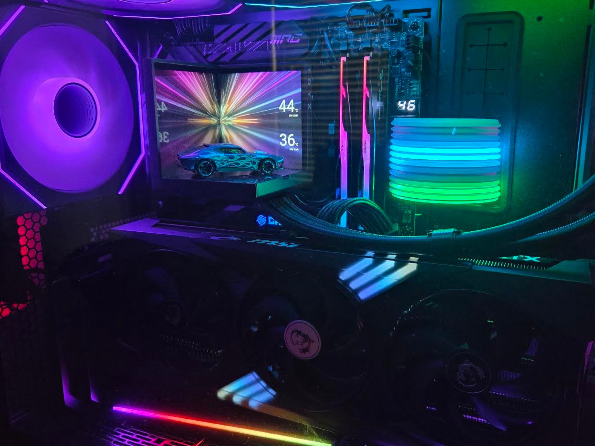 Ryzen 7 9850X3D / MSI GT 5070 TI OC 16GB / G SKILL 32GB DDR5 6000/Tryx Stage AIO / 1000W Lian Li PSU
