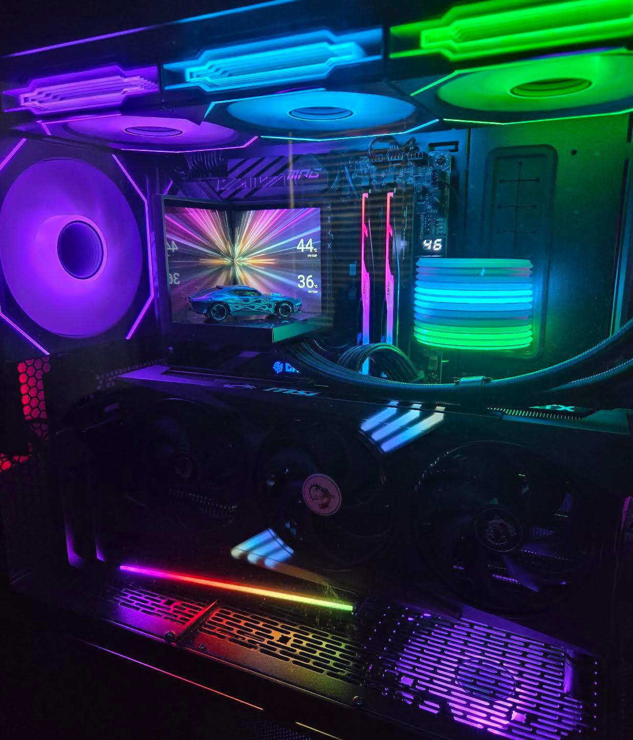Ryzen 7 9850X3D / MSI GT 5070 TI OC 16GB / G SKILL 32GB DDR5 6000/Tryx Stage AIO / 1000W Lian Li PSU