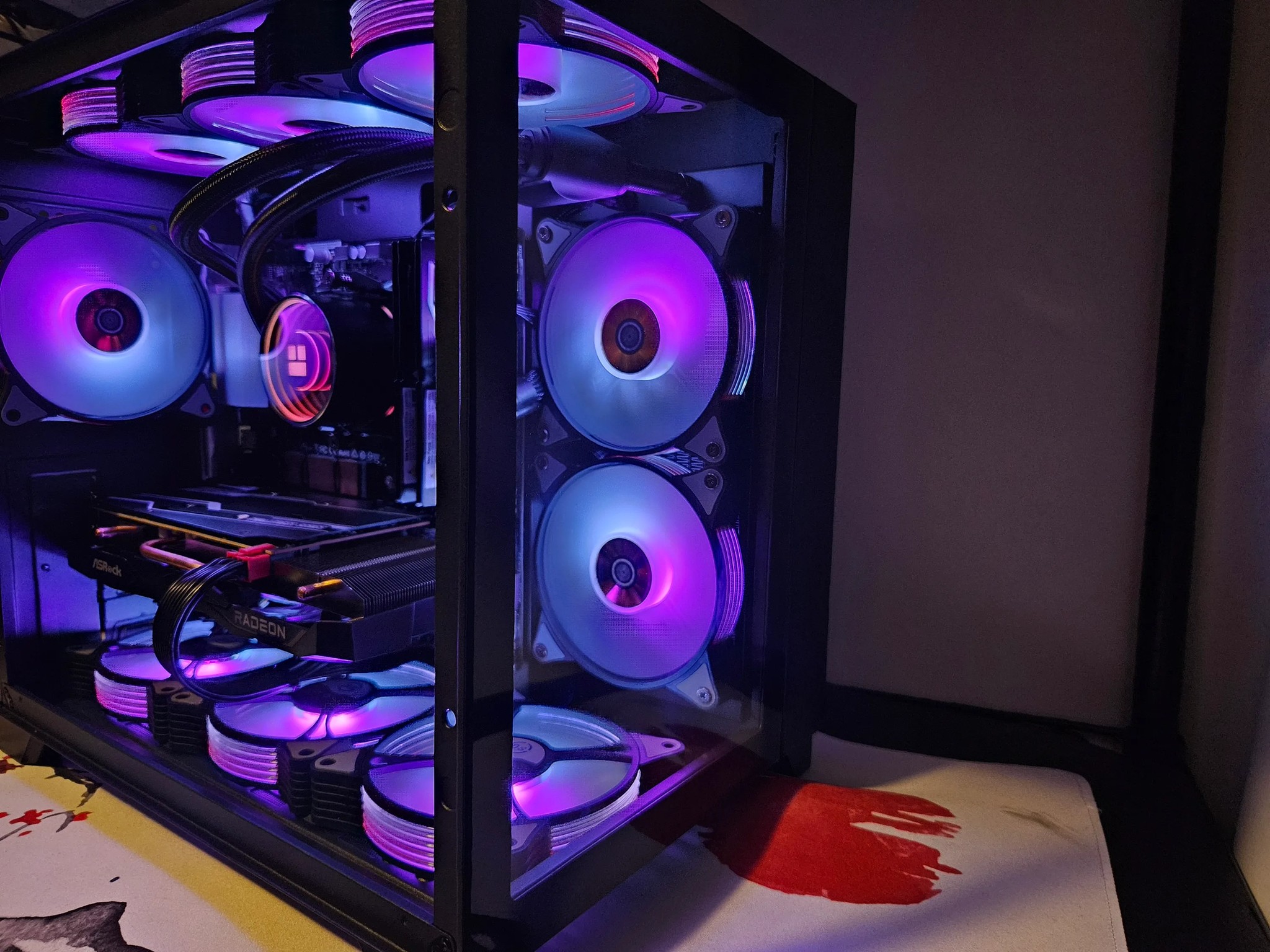 Dark Side Rig Ryzen 5 5600 X3D / 32GB / 2TB SSD / RX 6650 XT