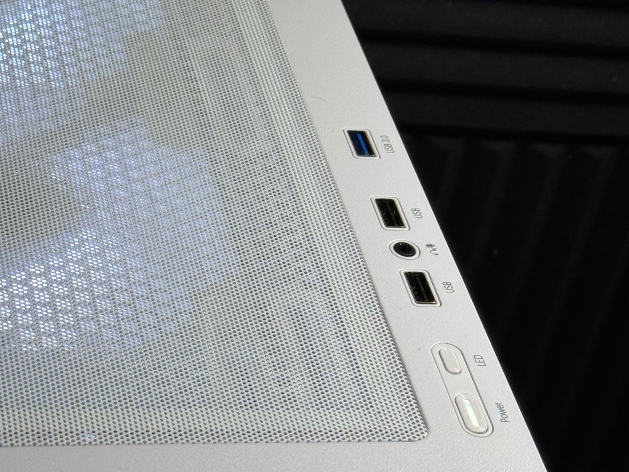 ⚪️🔥 RTX 2070 Super | Ryzen 5 5500 | 16GB DDR4 | 500GB SSD | WiFi + BT