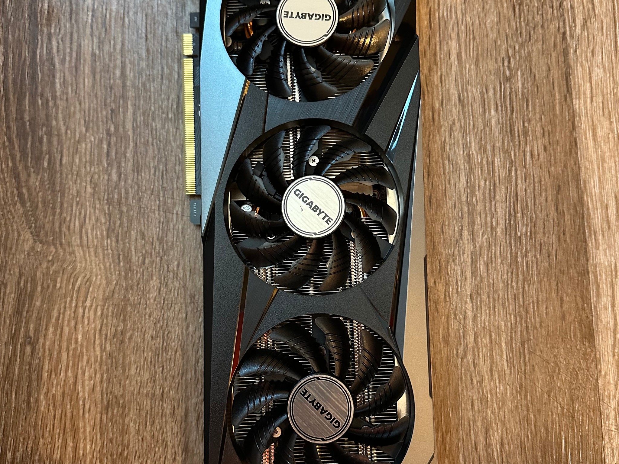 RGB GIGABYTE 3060ti!!