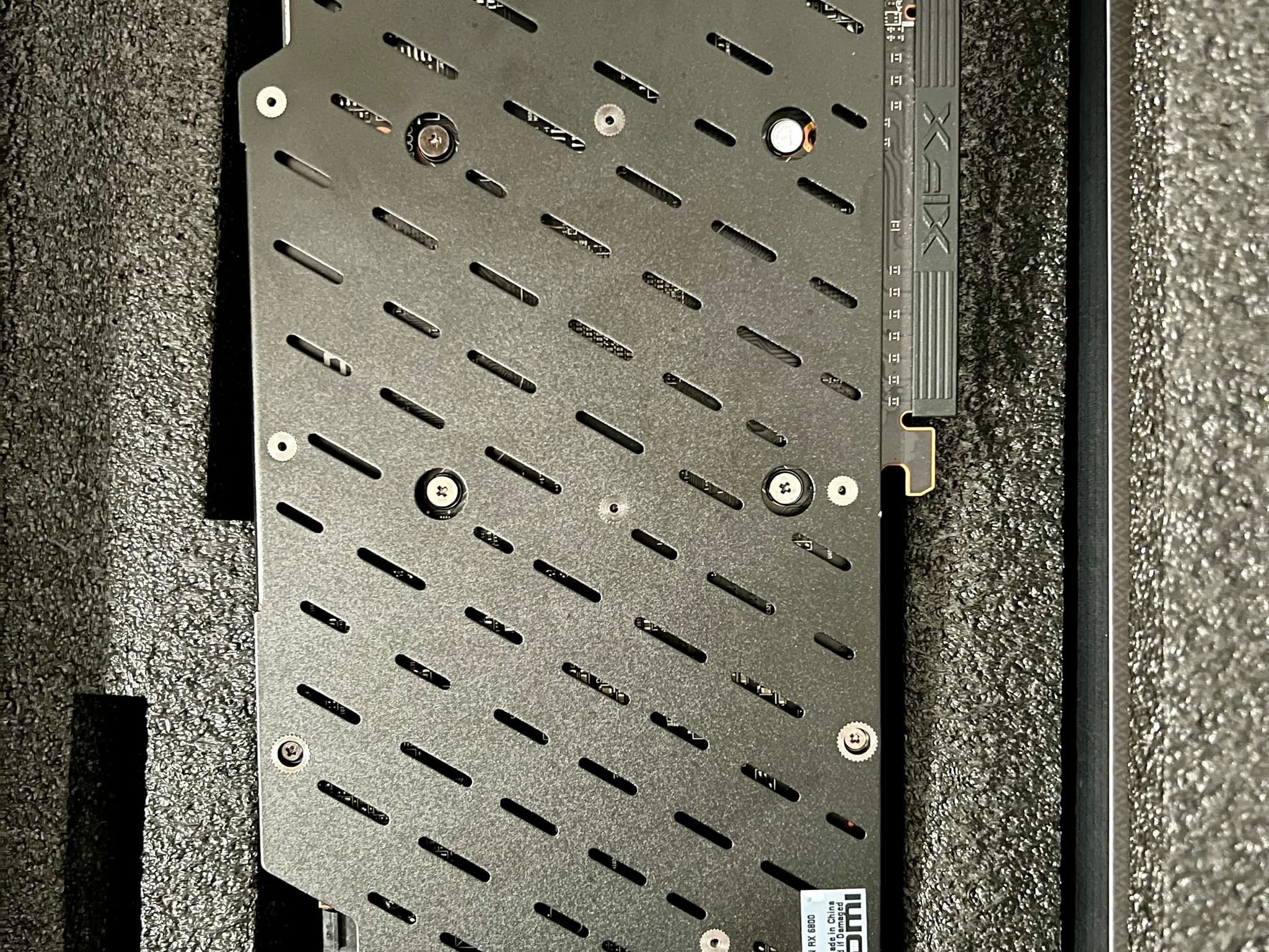 SUPER CLEAN XFX SWFT 319 RX 6800
