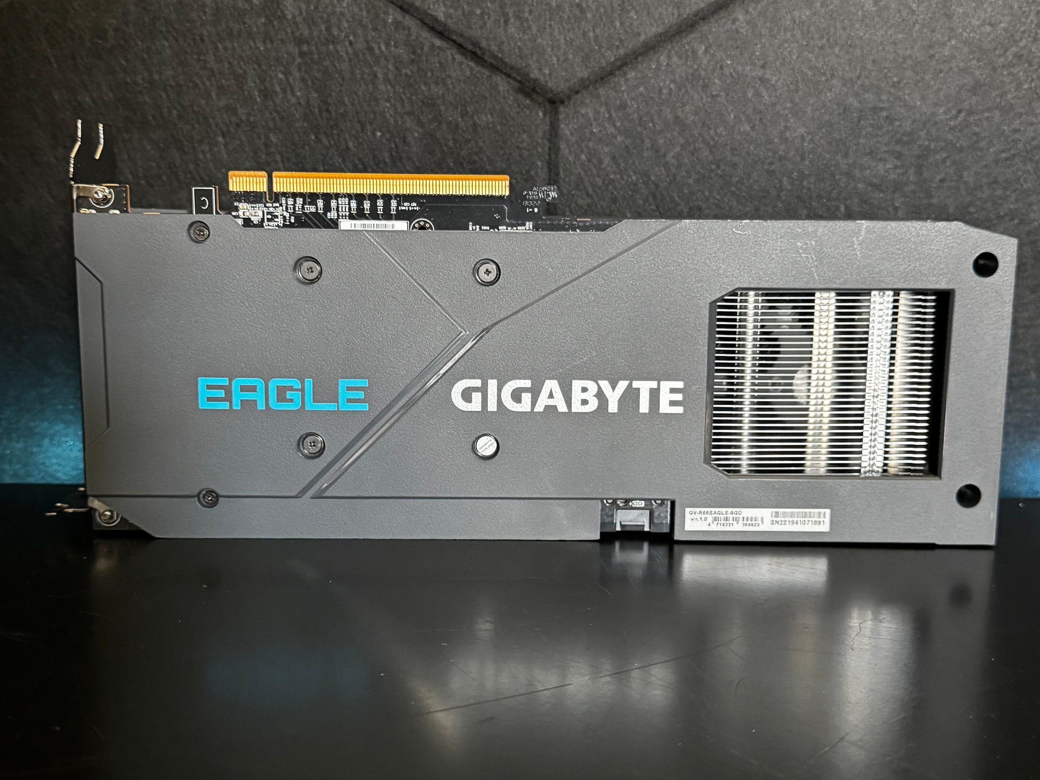GIGABYTE Radeon RX 6600 Eagle 8G Graphics Card