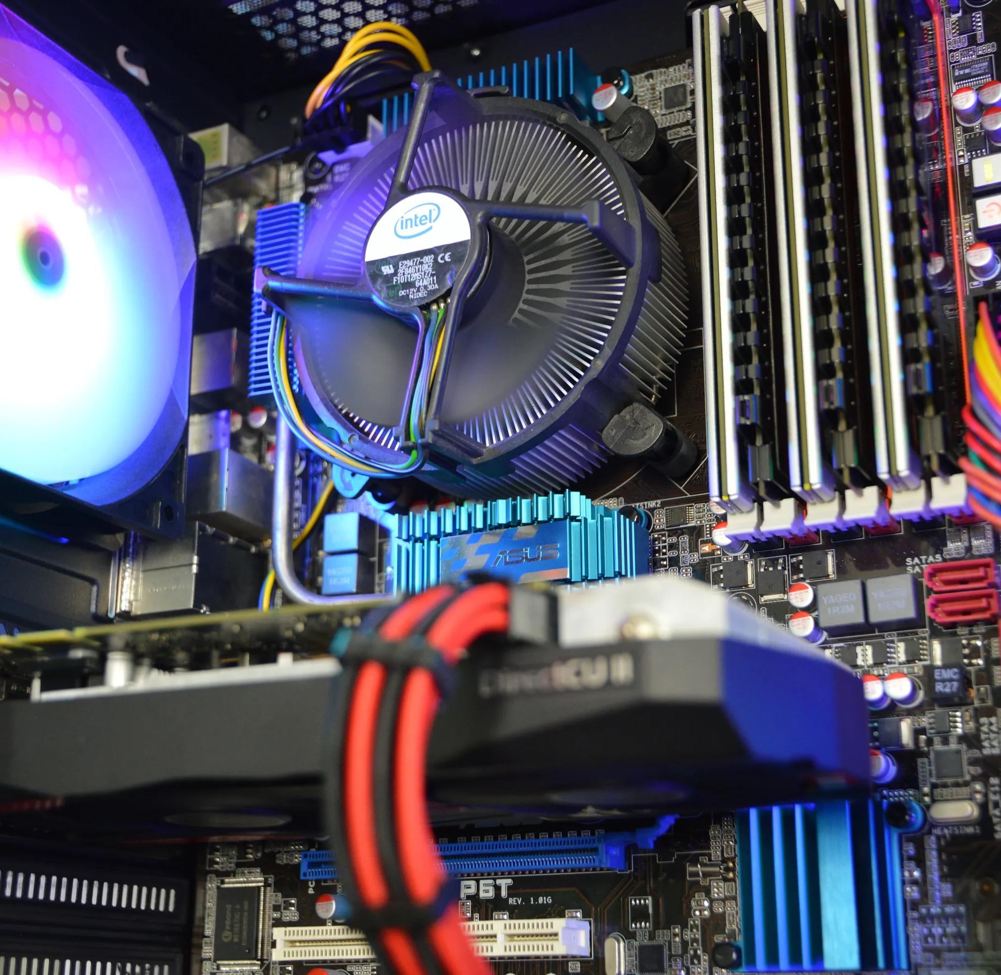 ⚫🌈| GTX 760 | INTEL i7-920 OC | 24GB DDR3 RAM | 250GB SSD + 640GB HDD | Midnight Candy |