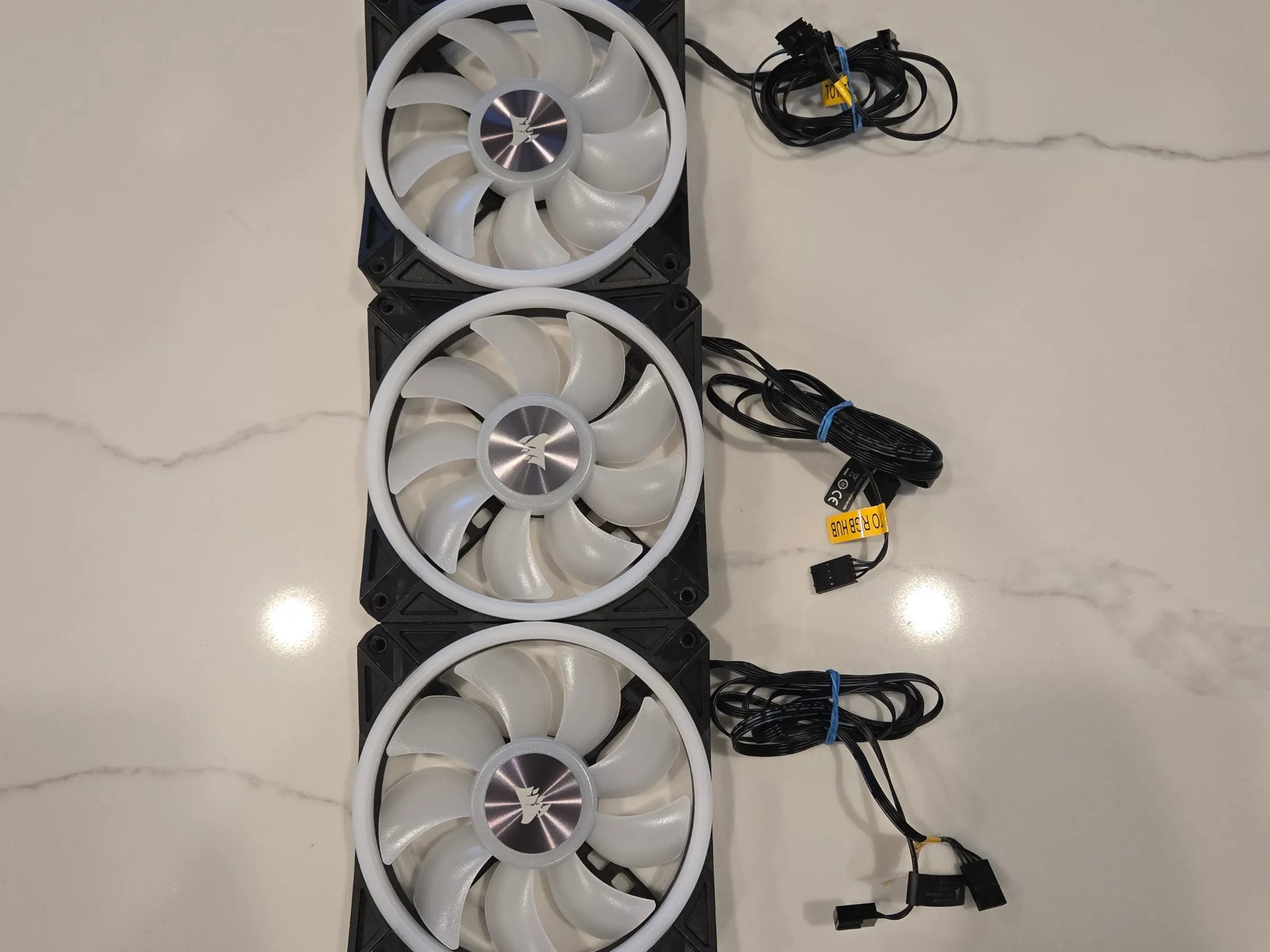 Corsair iCUE QL120 120 mm Fans (3-Pack)