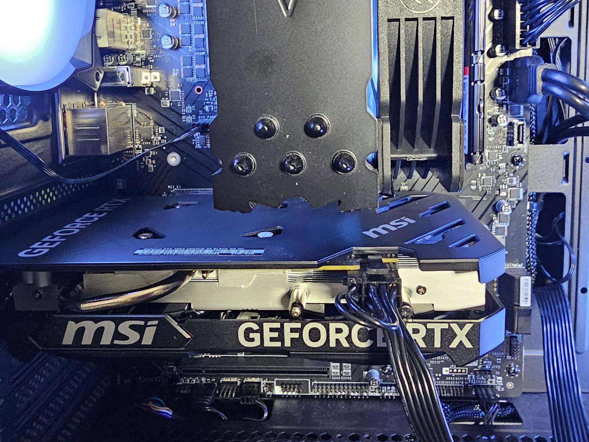MID LEVEL HIGH PERFORMANCE GAMING PC