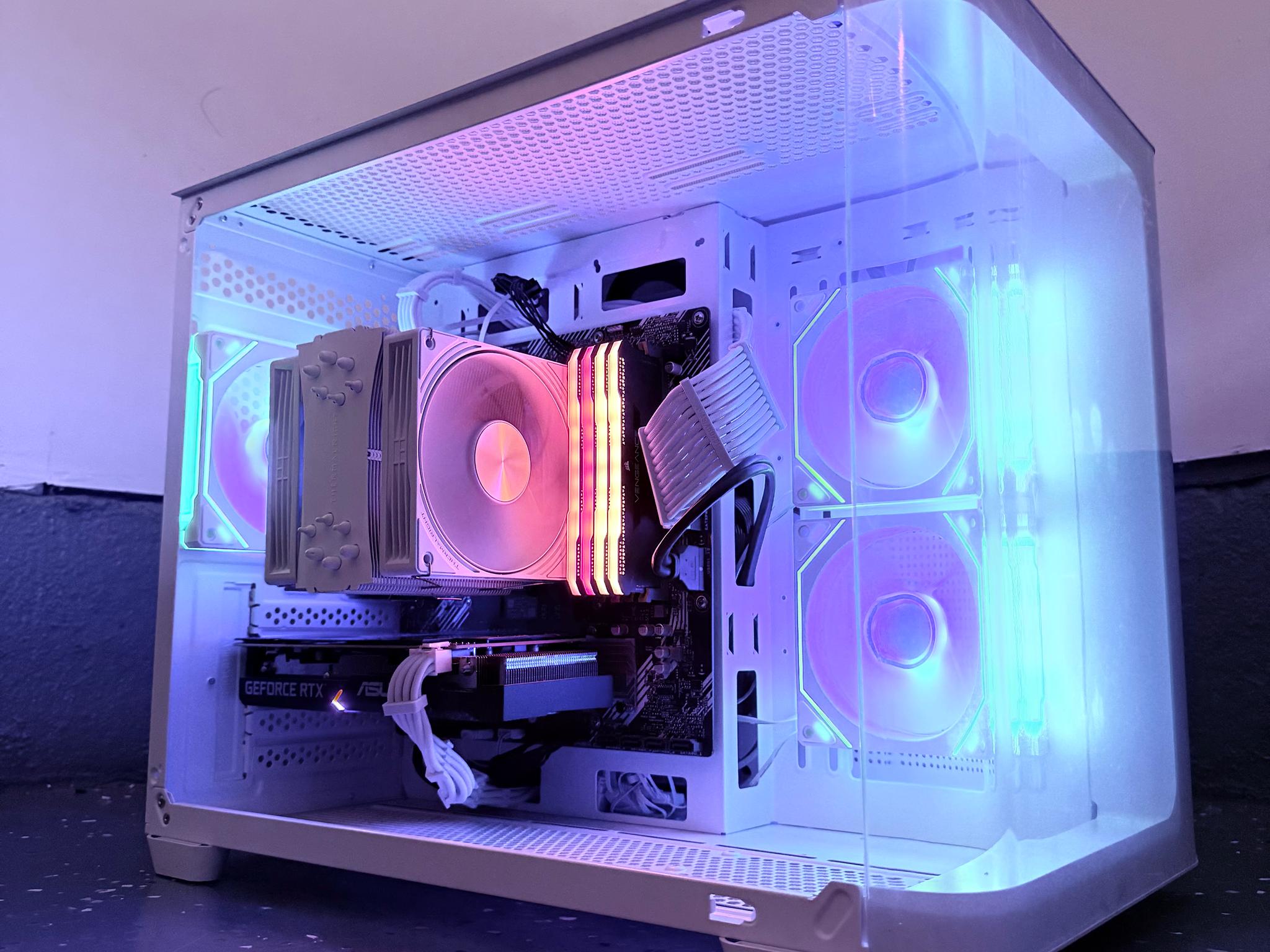 🌕"Moonlit Glacier"❄️ | 1440p Gaming | Ryzen 7 5800X | RTX 3060 12GB | 32GB Ram | 1TB+1GB Dram SSD