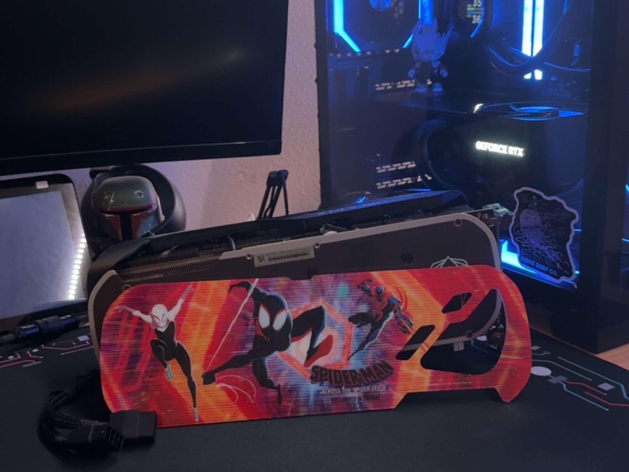 GeForce RTX 4070 Into the Spiderverse Edition