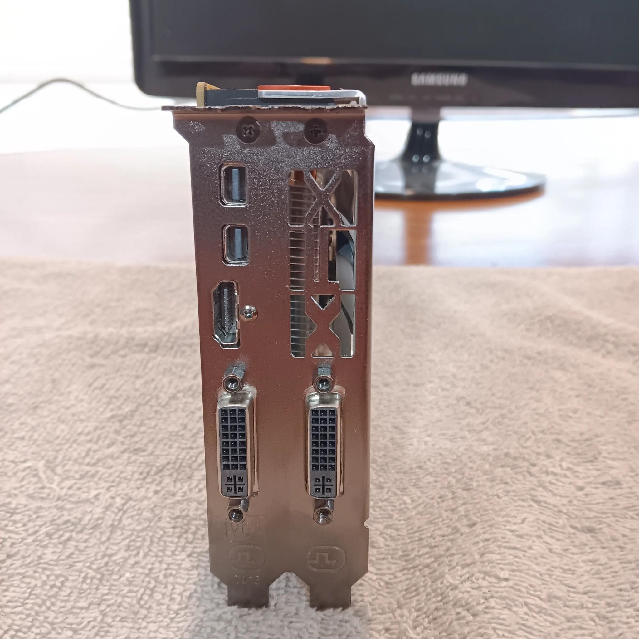 RARE XFX R7870 Black Edition DD Ghost GHz Edition 2GB GPU W/Original box