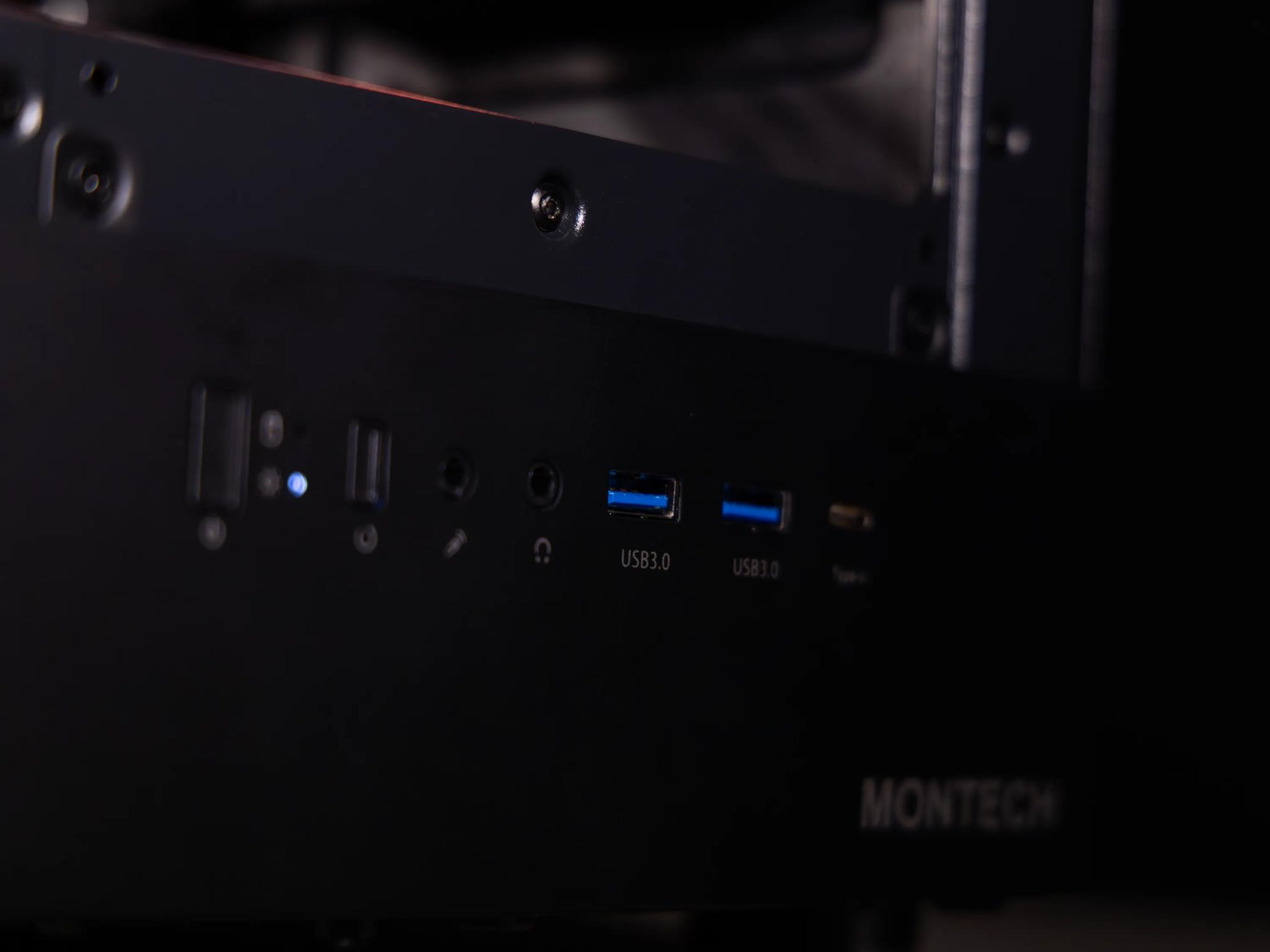 💥 Blitz 💥  RX 9070 XT / AMD R7 9700X / 1TB NVME / 32GB DDR5 RAM / 240 AIO / Windows 11 Pro