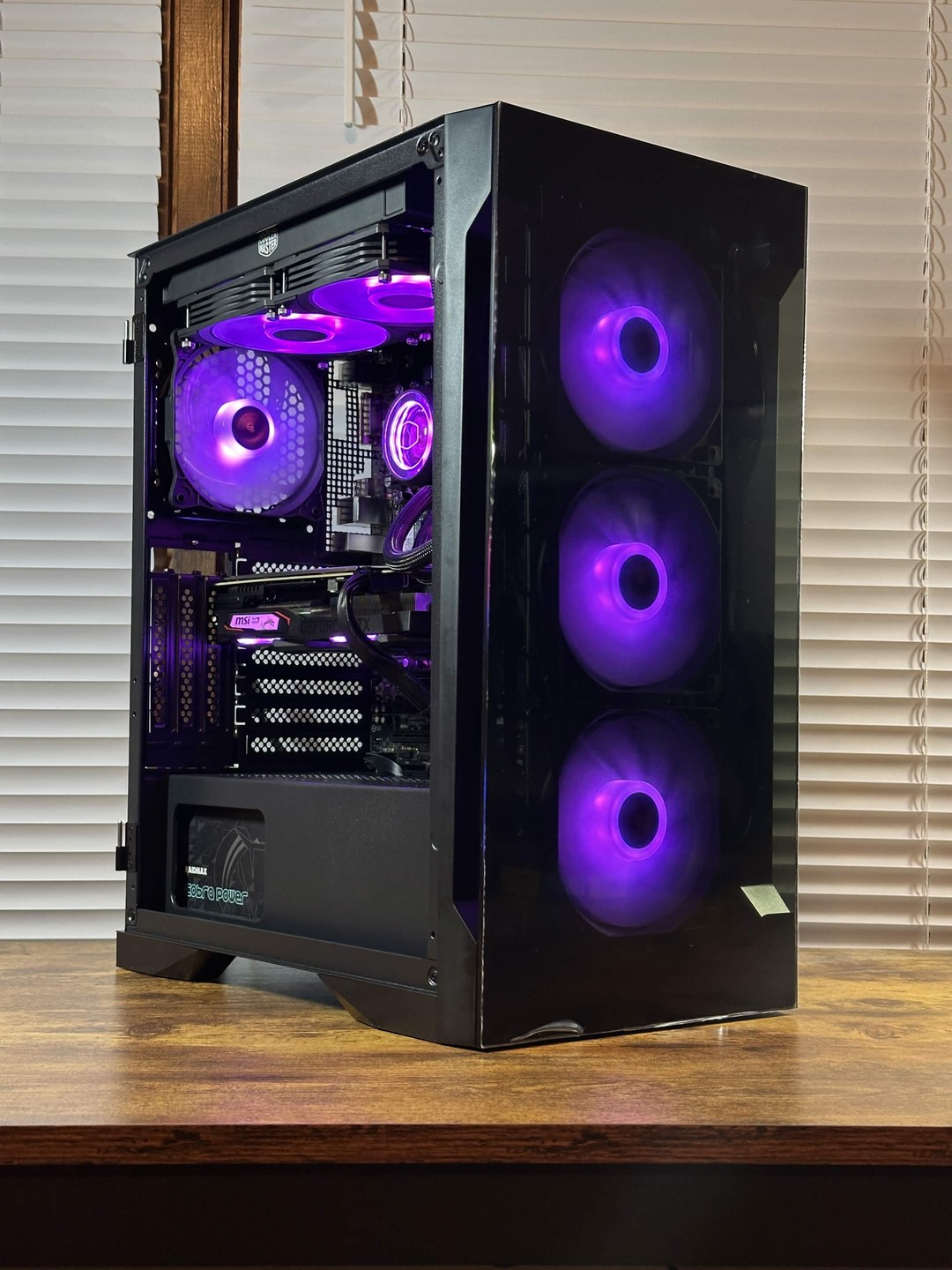 RTX 2060 6GB | Intel i7 8700K | 16GB DDR4 | 512GB NVME | Win11