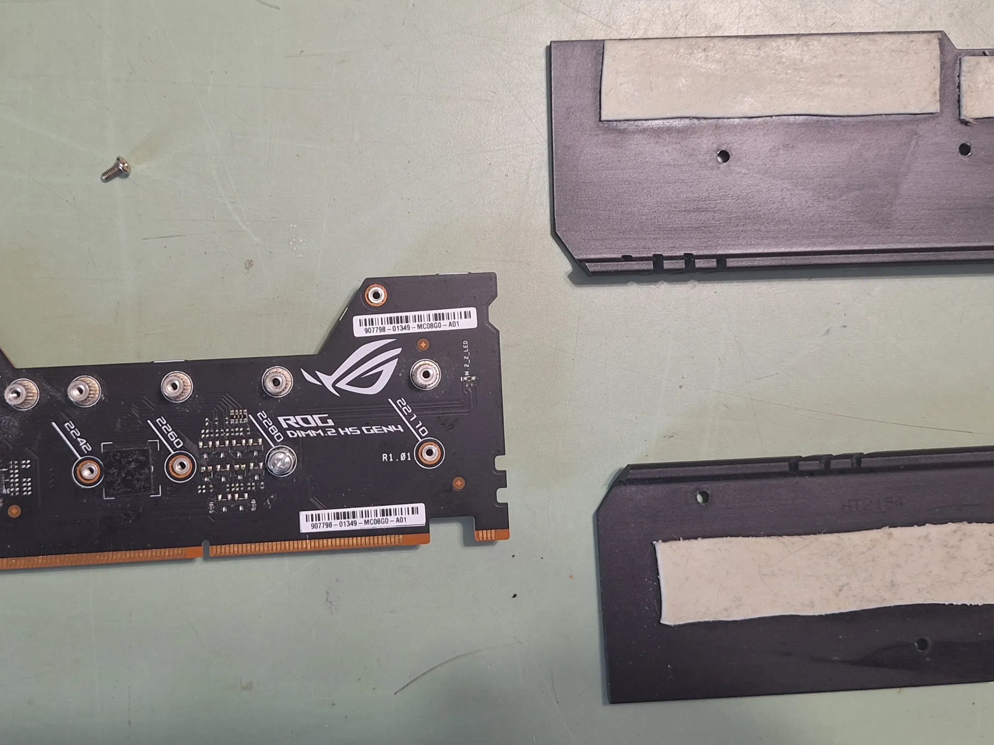 CROSSHAIR VIII EXTREME AM4 X570 Motherboard with 32gigs DDR4 Ram