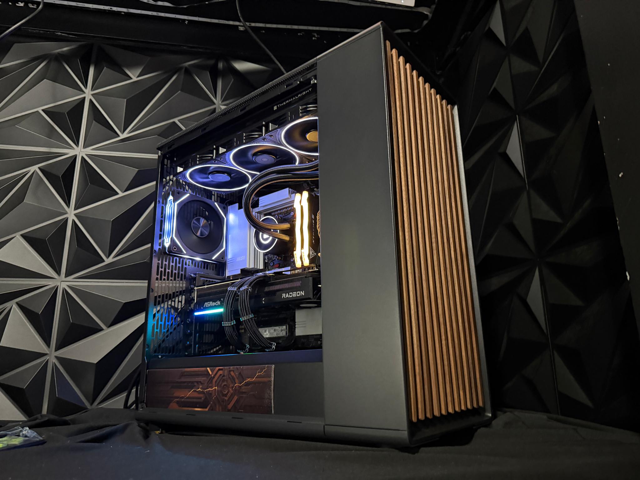 🪵⚙️ IRON WOOD ⚙️🪵 Ryzen 9 9900X| RX 9070XT| 32 GB DDR5 8000Mhz|4.5 TB NVMe| 850W Gold PSU