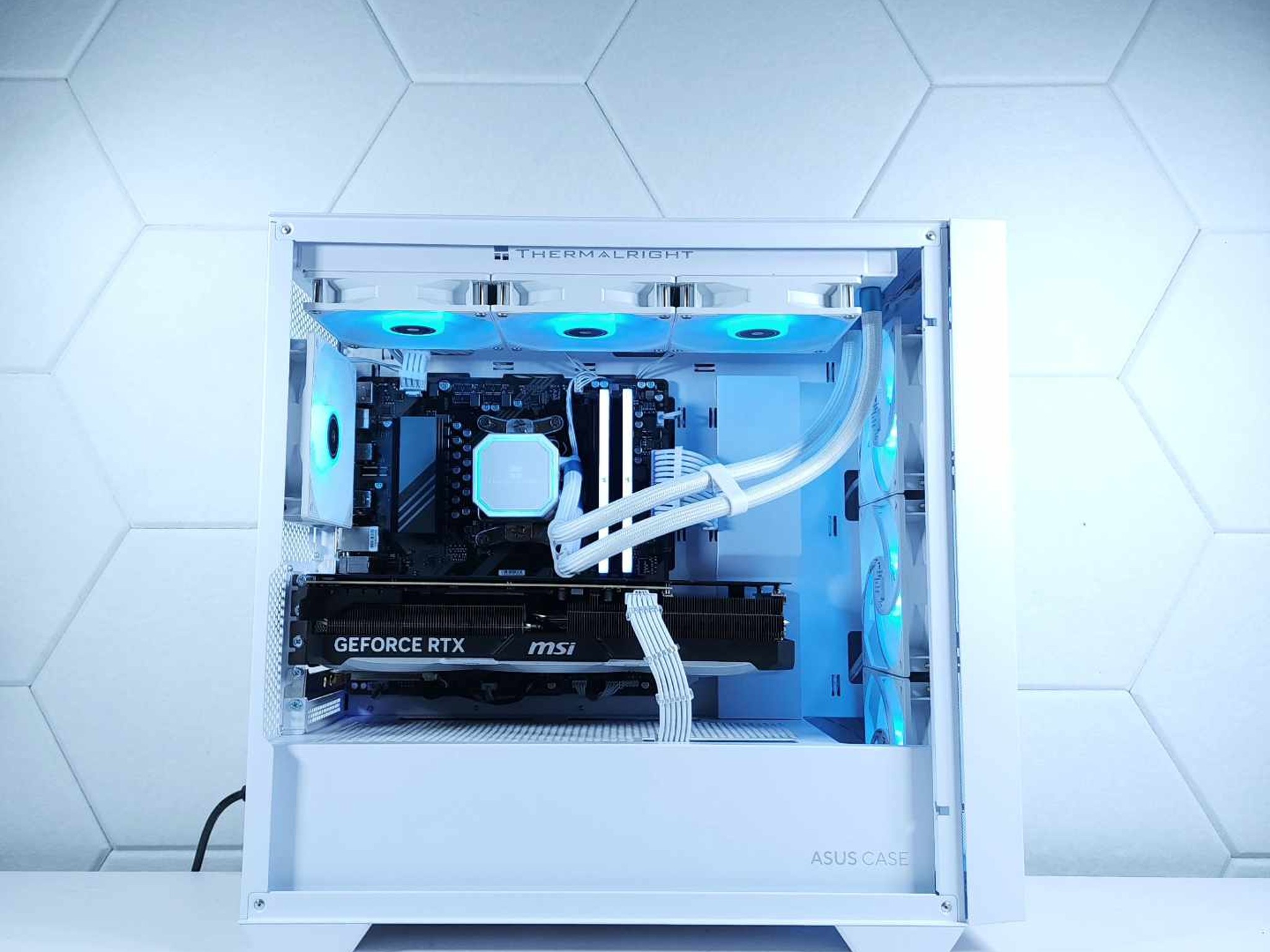 💙🤍RTX 4080 || Ryzen 7 7800X3D || 32GB 6000MHz || 2TB NVMe SSD || FREE SHIPPING 4K Gaming PC