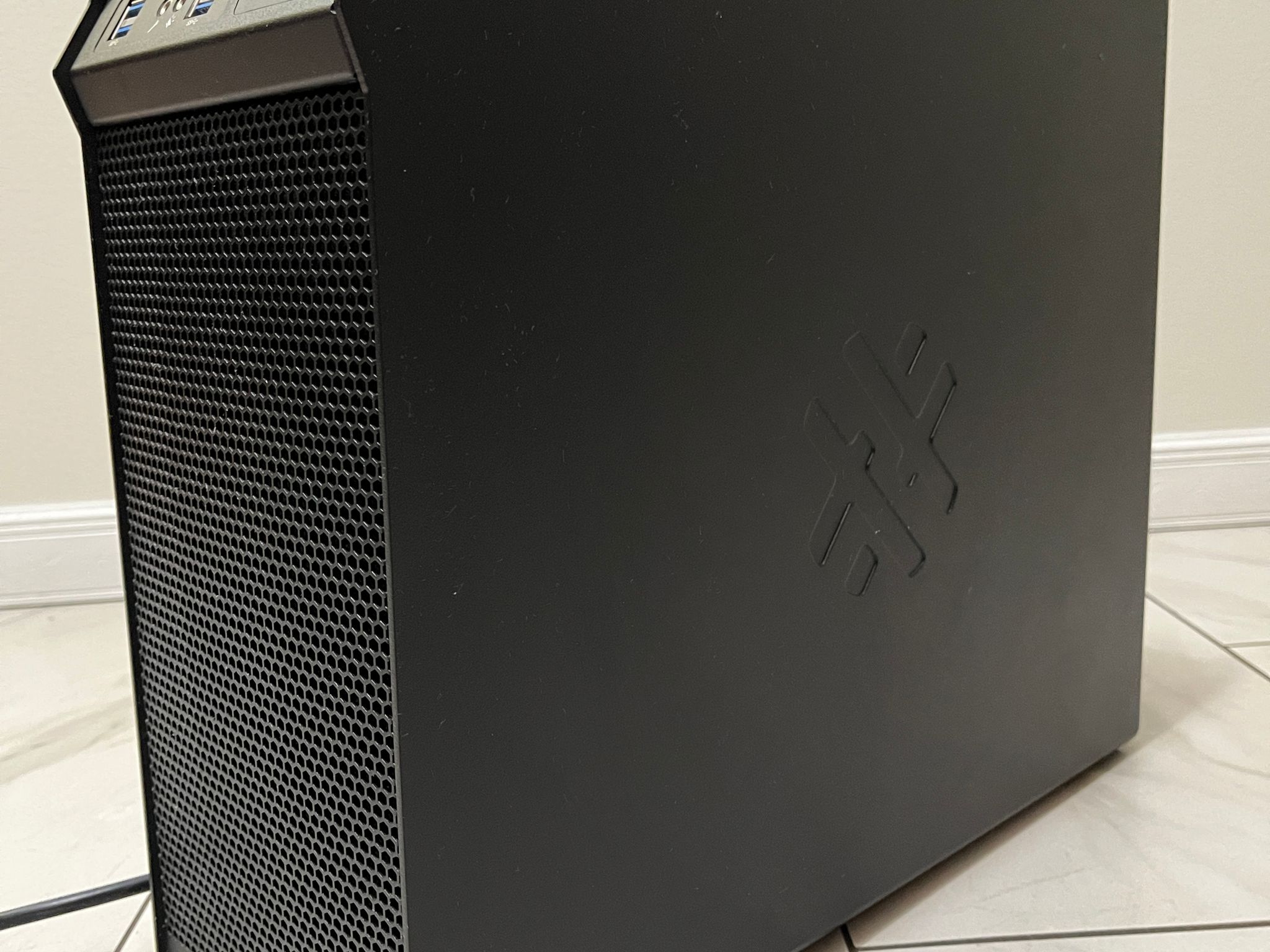 NVIDIA RTX 3080, Intel Core i7-9700k, 32GB RAM, 1TB SSD - High FPS Gaming PC w/ Wi-Fi & BT