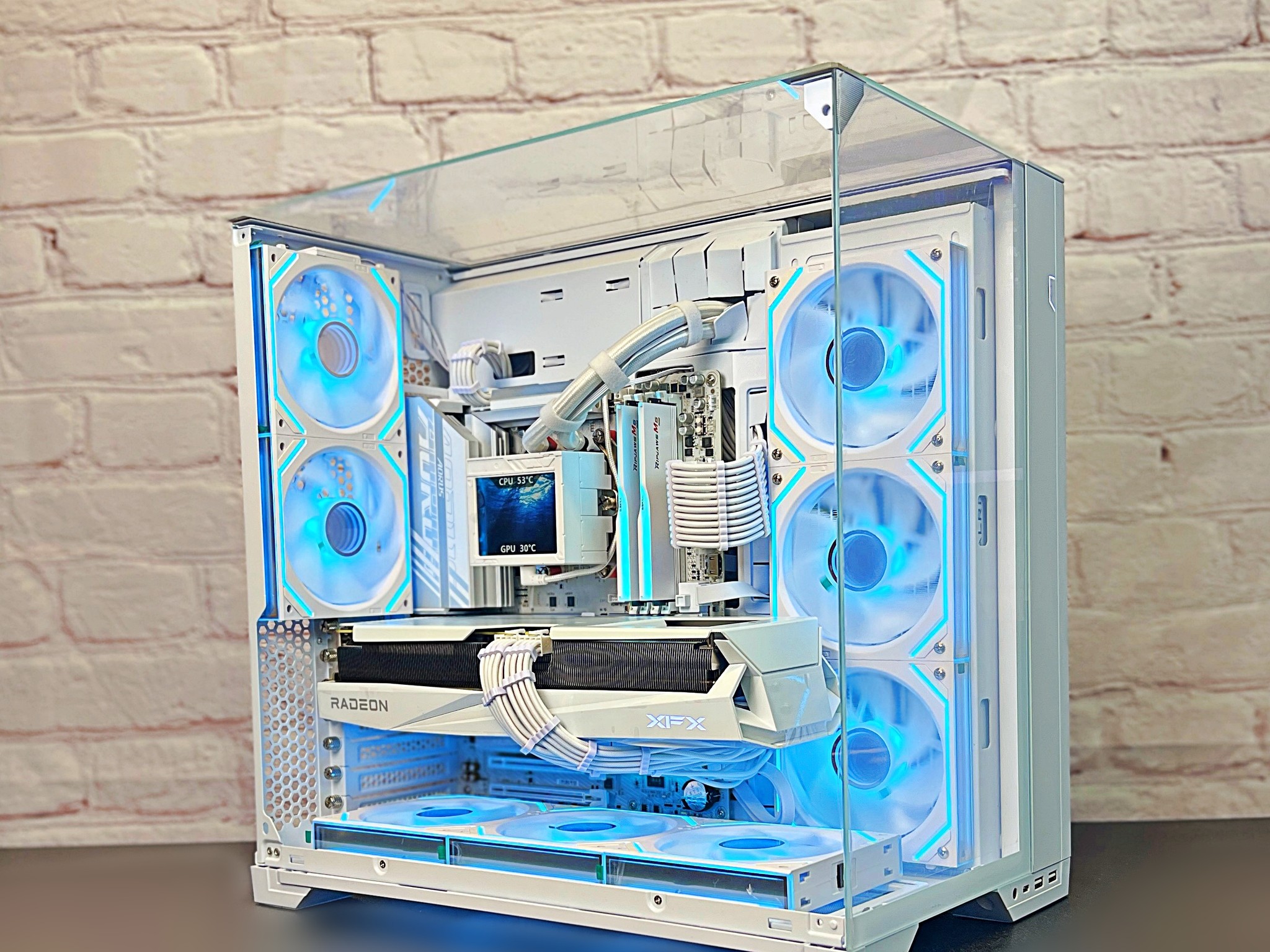 ✨The Vision✨  Ryzen 7 9800X3D✨ RX 9070 XT✨ 32GB DDR5✨ 2TB M.2✨ WIN 11 PRO