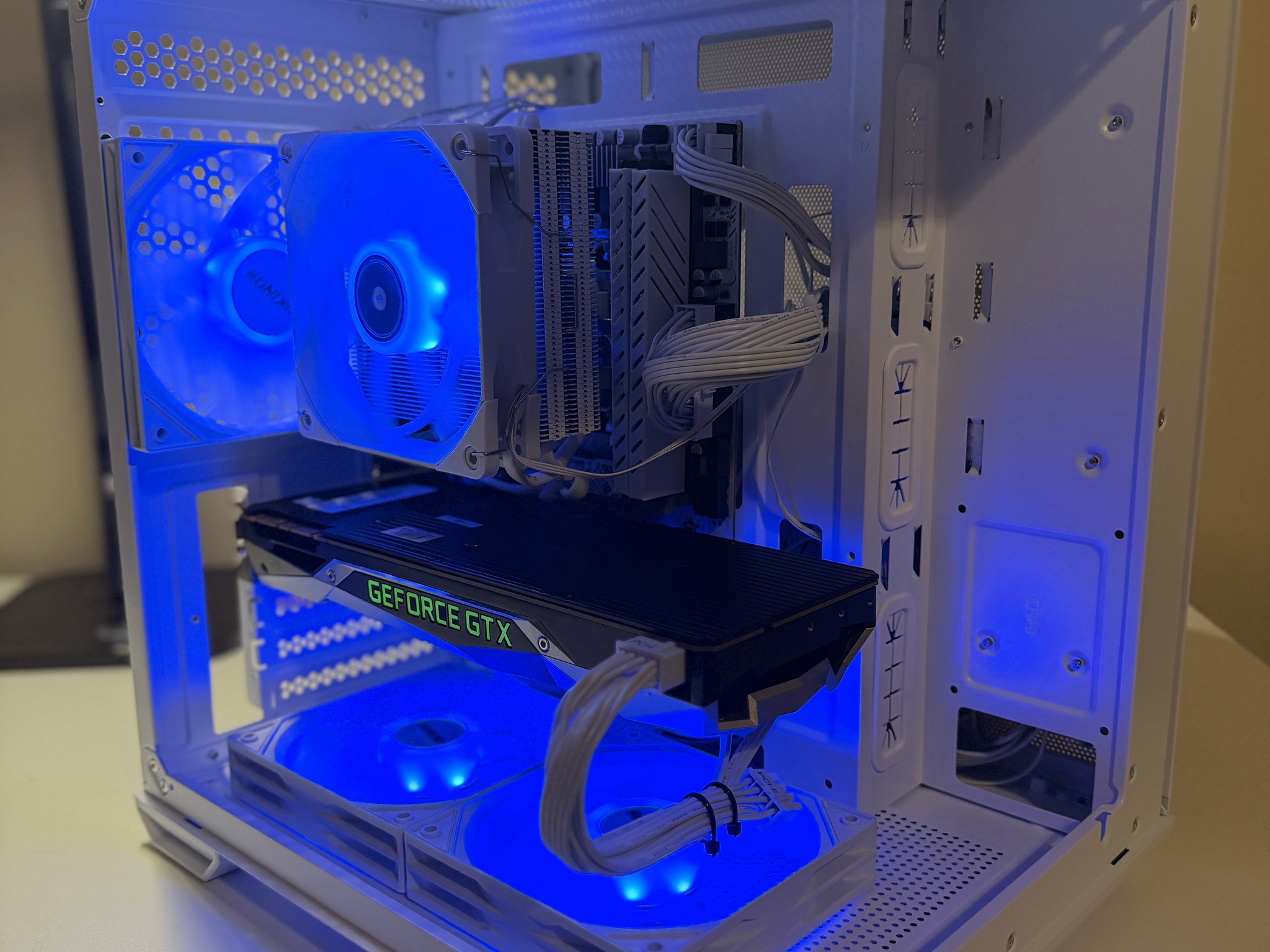 Gtx 1080 | 32gb ram | custom gaming pc