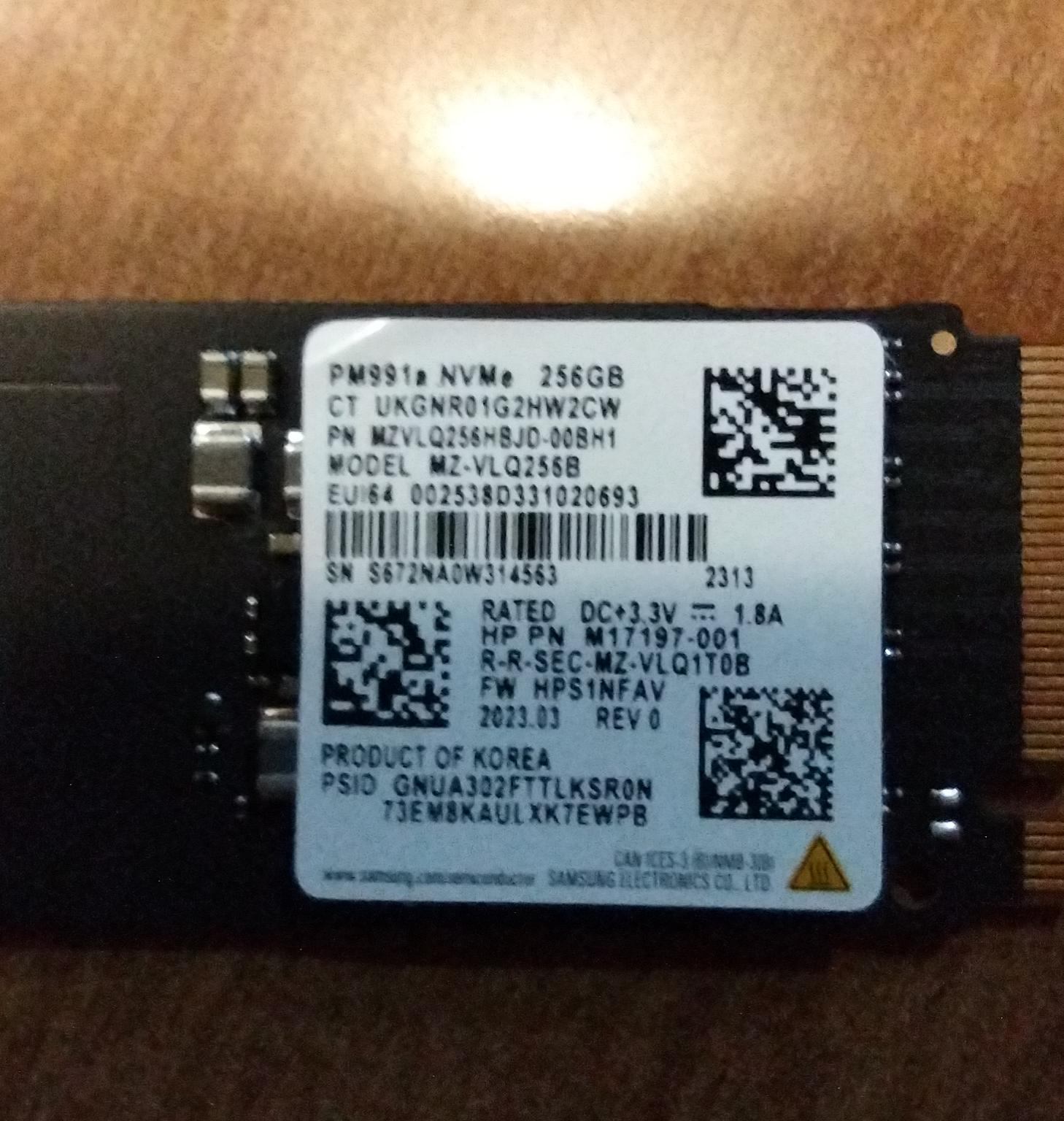 Samsung 256 Gb M.2 2280 NVMe SSD