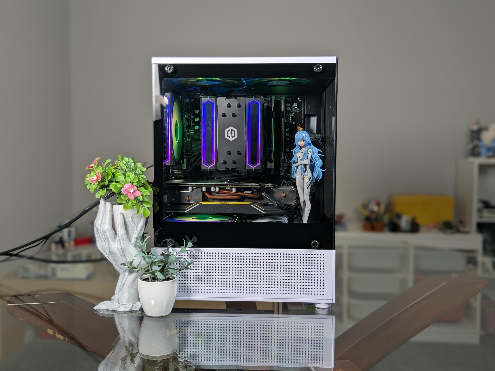 The Aesthetic White & Black | Ryzen 5 CPU + RX 5600XT GPU | 16GB RAM | 512GB SSD