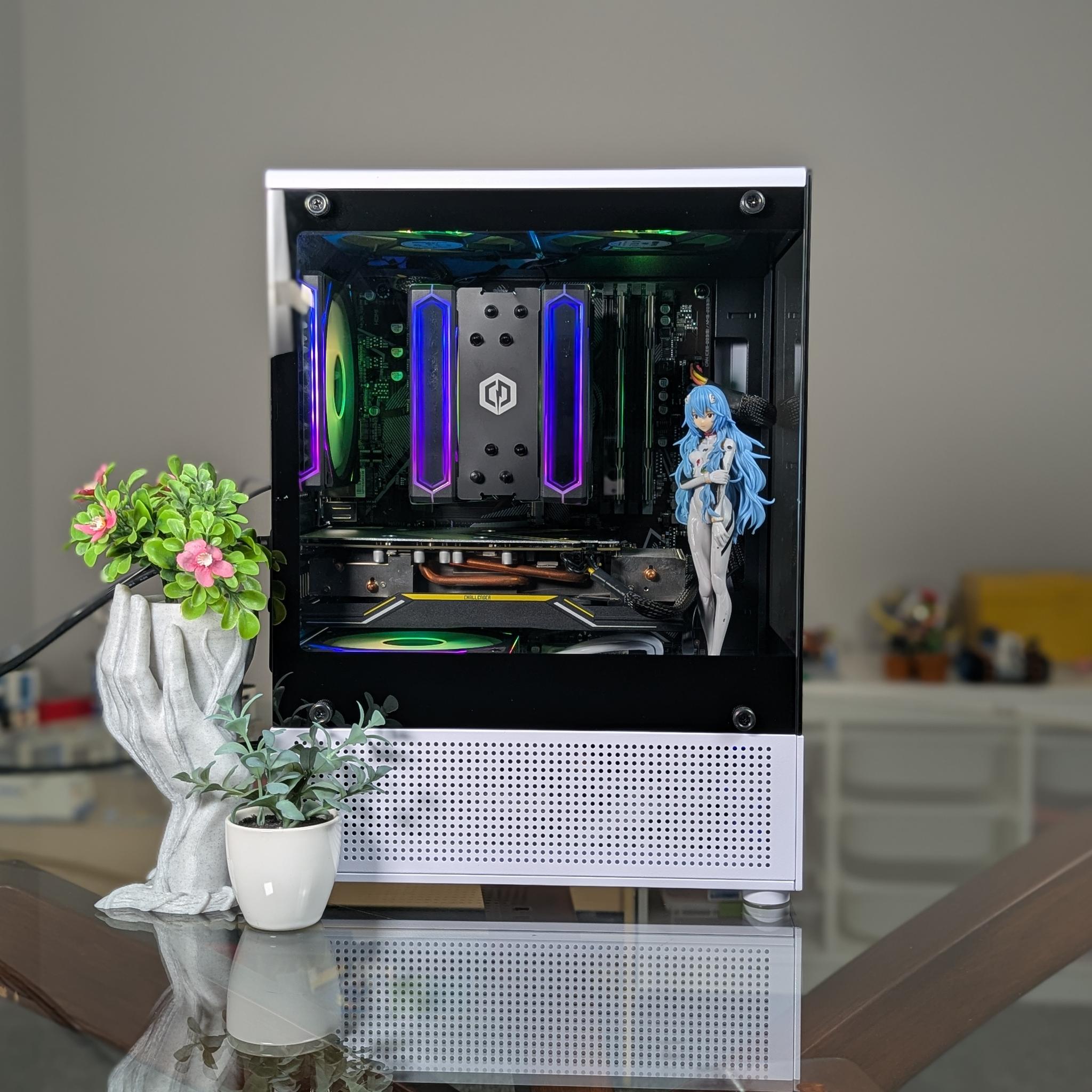 The Aesthetic White & Black | Ryzen 5 CPU + RX 5600XT GPU | 16GB RAM | 512GB SSD