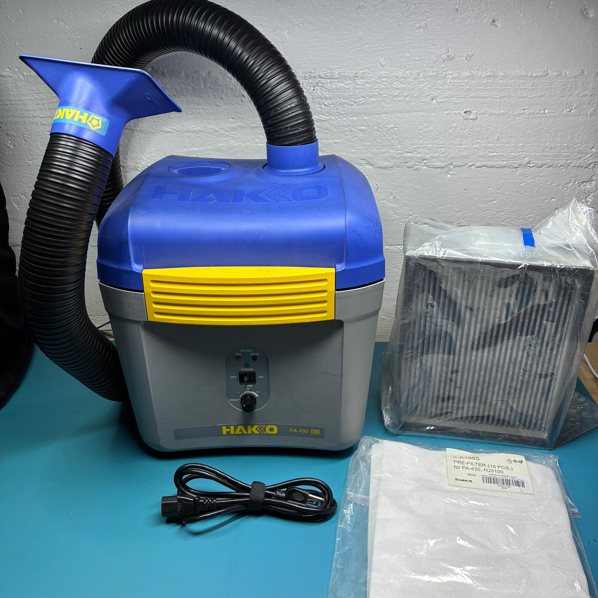 Hakko FA430 Fume Extractor + Duct Kit & Spare Filters (Electronics Lab Equipment)