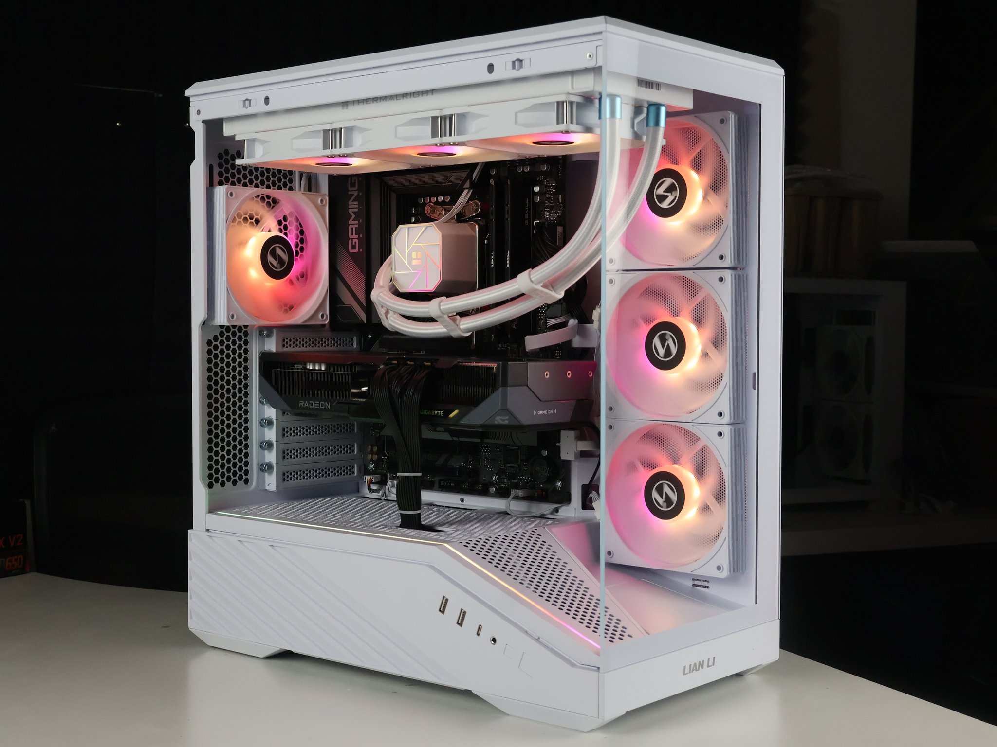 ⚪ Ryzen 7 9700X/RX 9070XT 16GB Gaming/Streaming PC ⚪