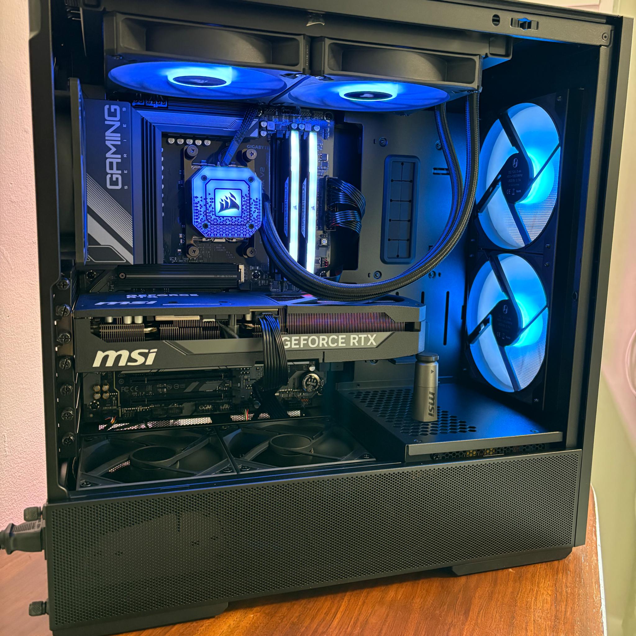 RTX 5070TI | Ryzen 7 9700X | 32GB DDR5 | 2TB SSD | 850W Gold PSU | ARGB Fans | AIO | Lancool 207