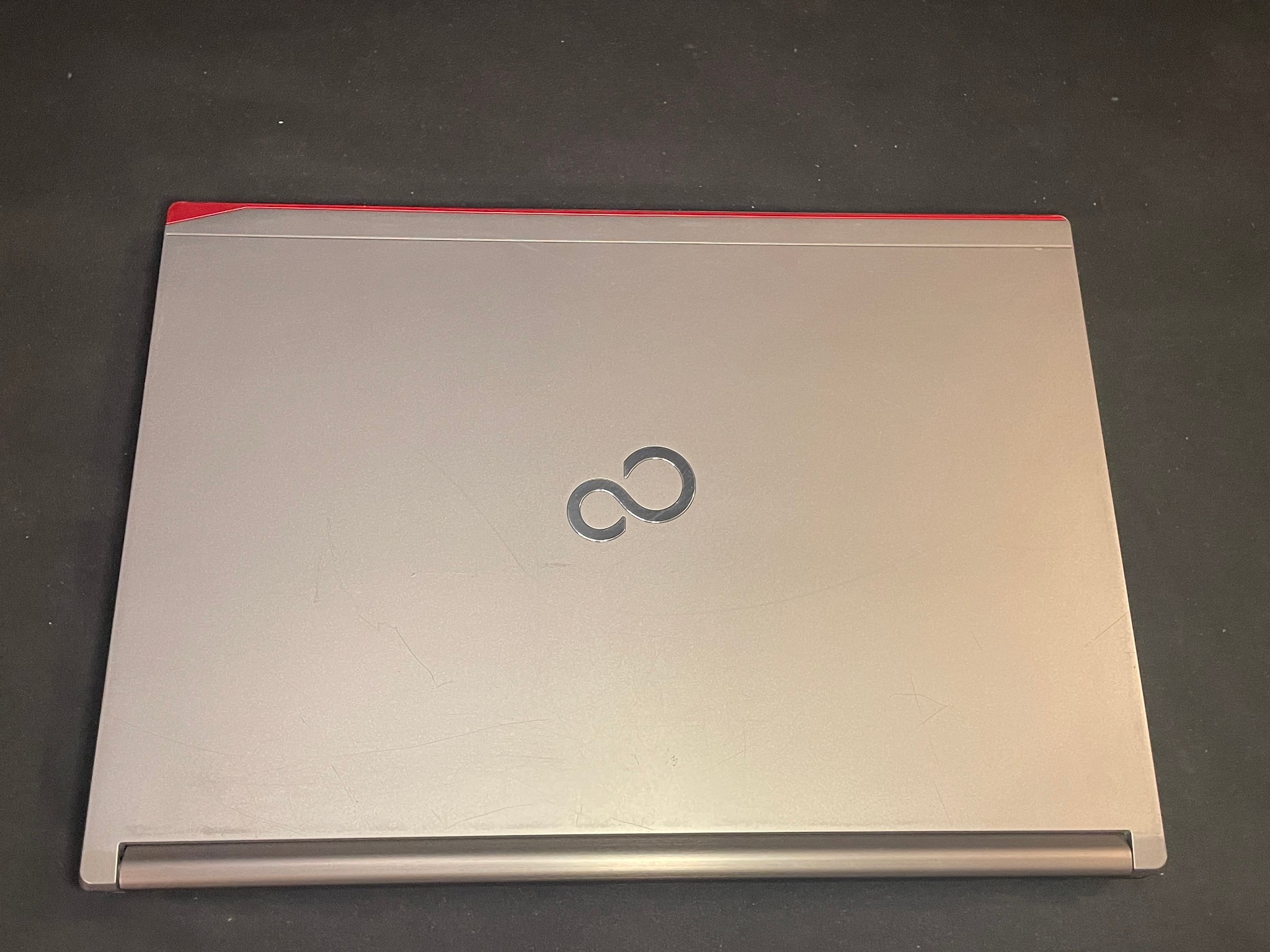 Fujitsu Lifebook E736