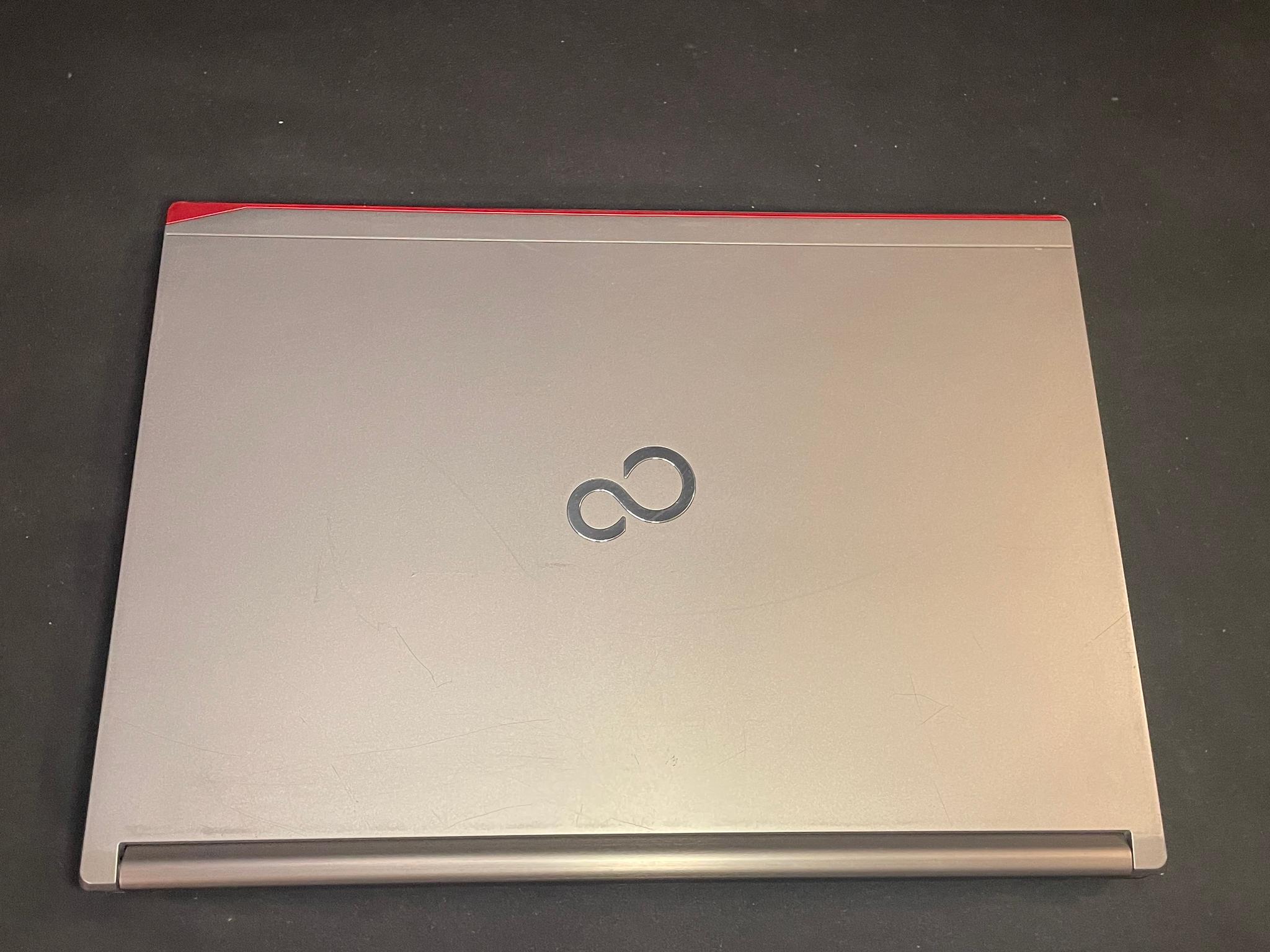 Fujitsu Lifebook E736