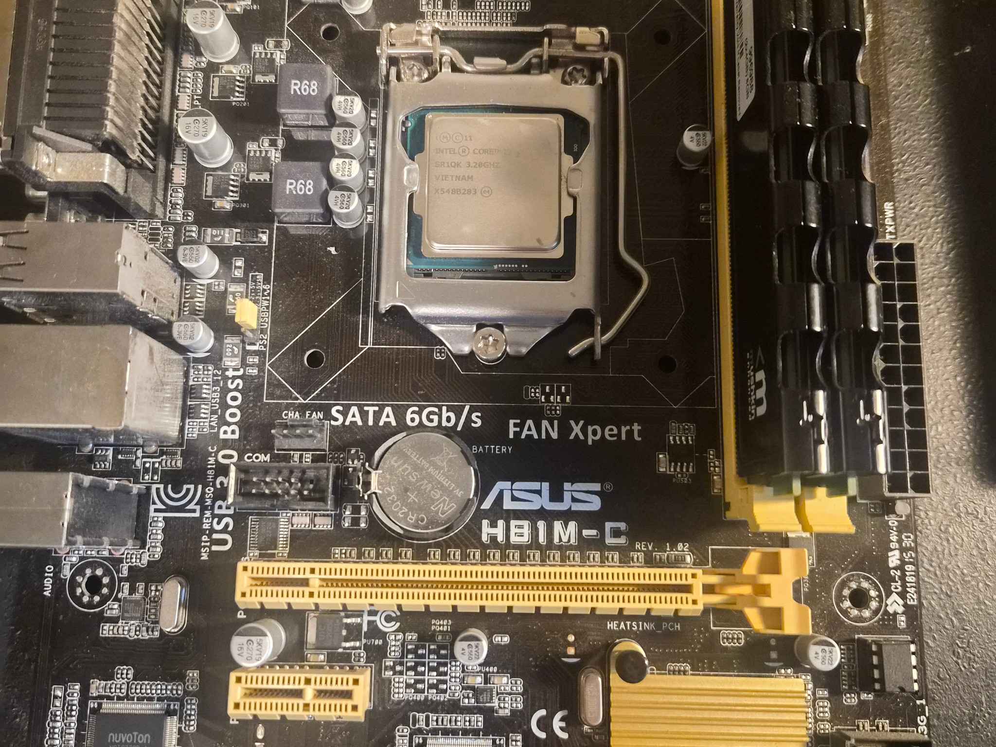Intel Core i5-4460 4 core 3.20ghz - mushkin (2x4)8gb + crucial 8gb - HB1M-C Motherboard