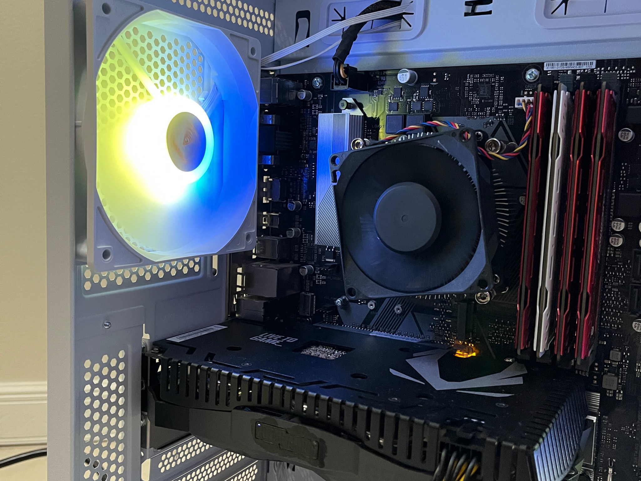 NVIDIA RTX 2070, Intel Core i5-8400, 16GB RAM, 500 GB SSD, High FPS Gaming PC w/ Wi-Fi