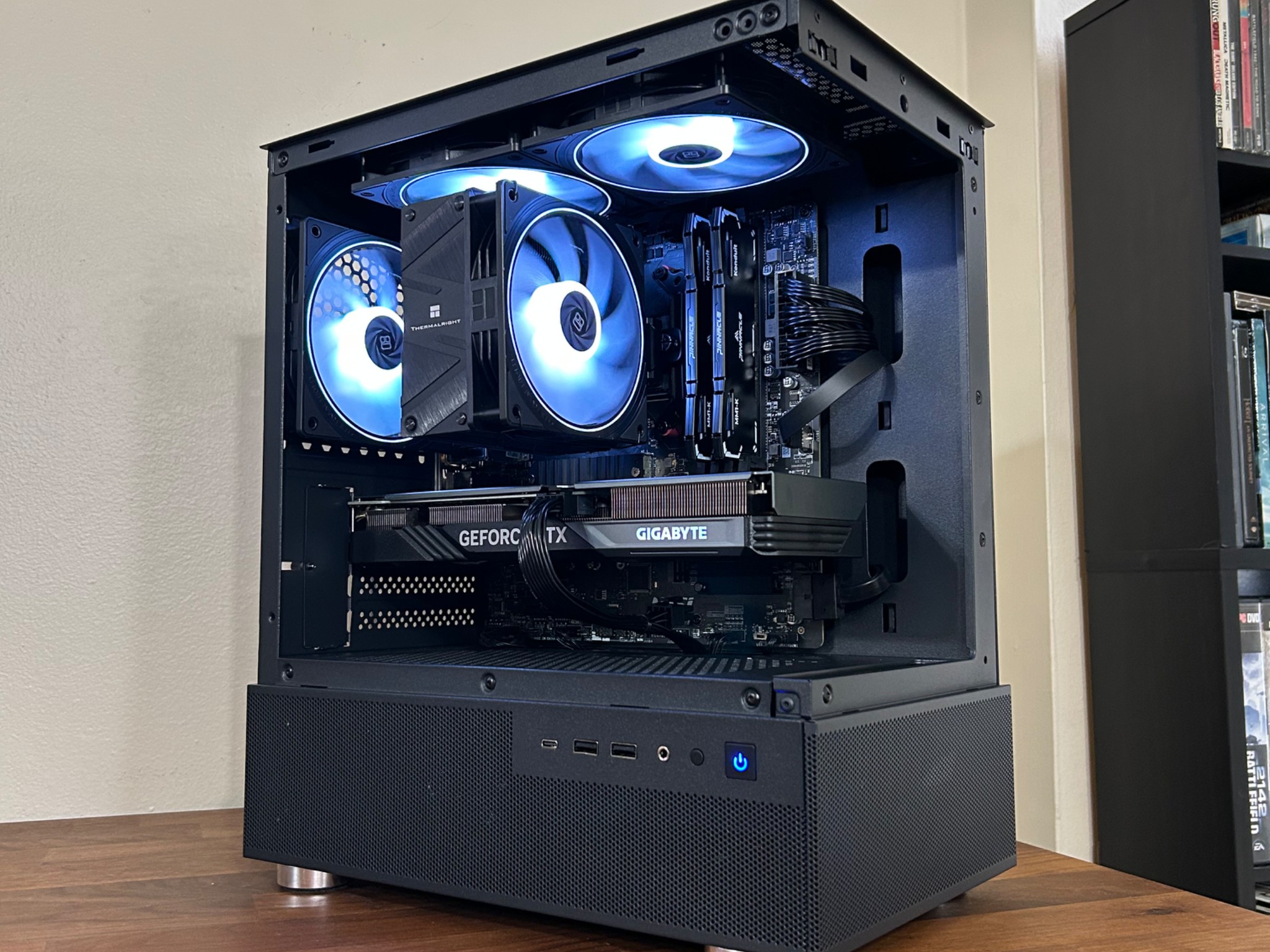 RTX 4060 | Ryzen 5 5500 | 32GB DDR4 | 1TB NVMe | The Dark Officer RTX