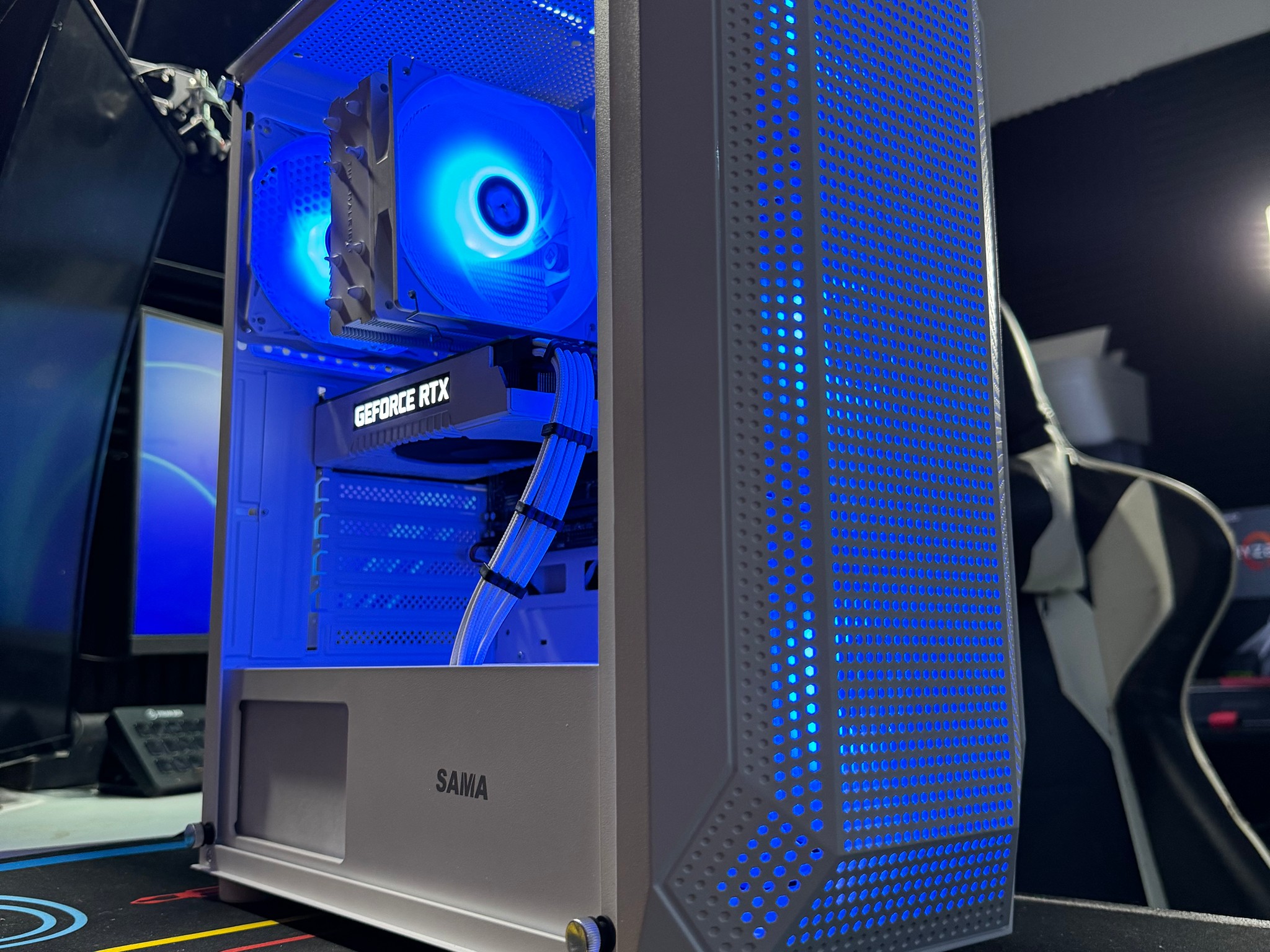 White N’ Black RTX Gaming PC - i5 6500 / RTX 2060