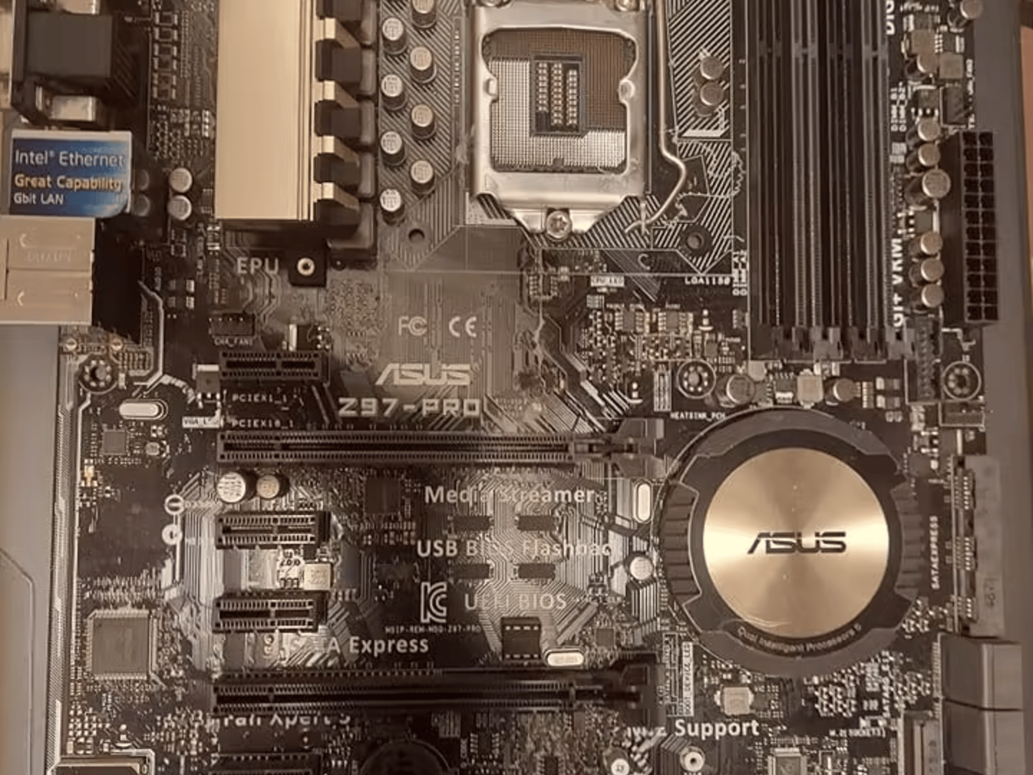Asus z97-PRO ATX LGA1150 Motherboard