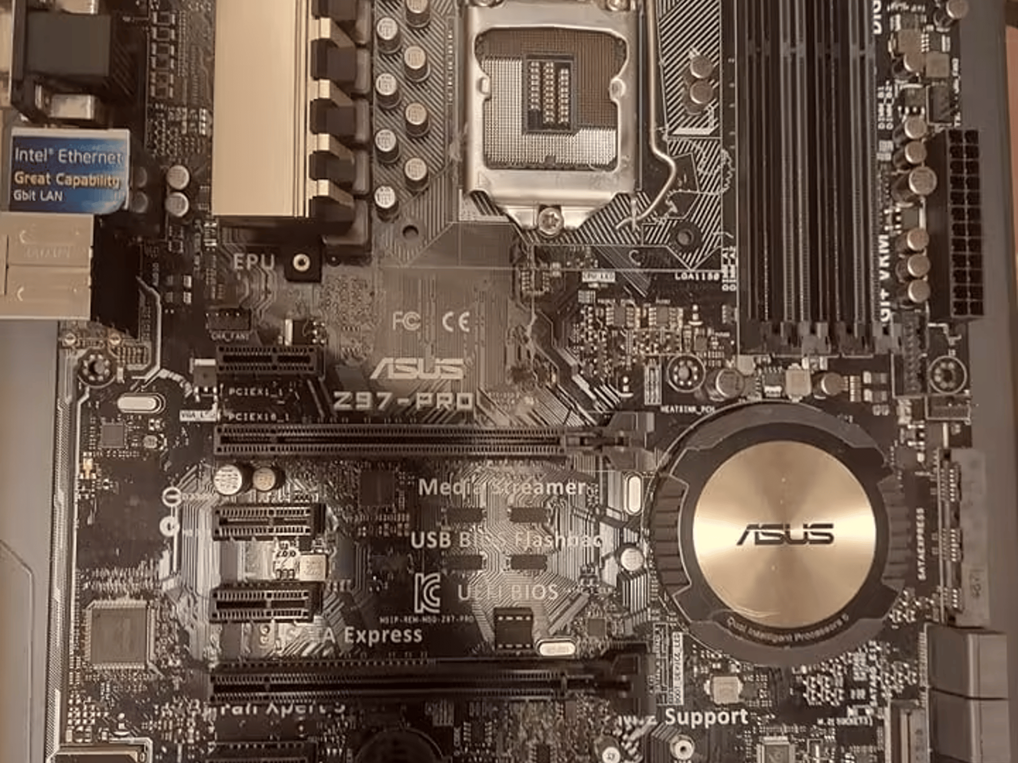 Asus z97-PRO ATX LGA1150 Motherboard