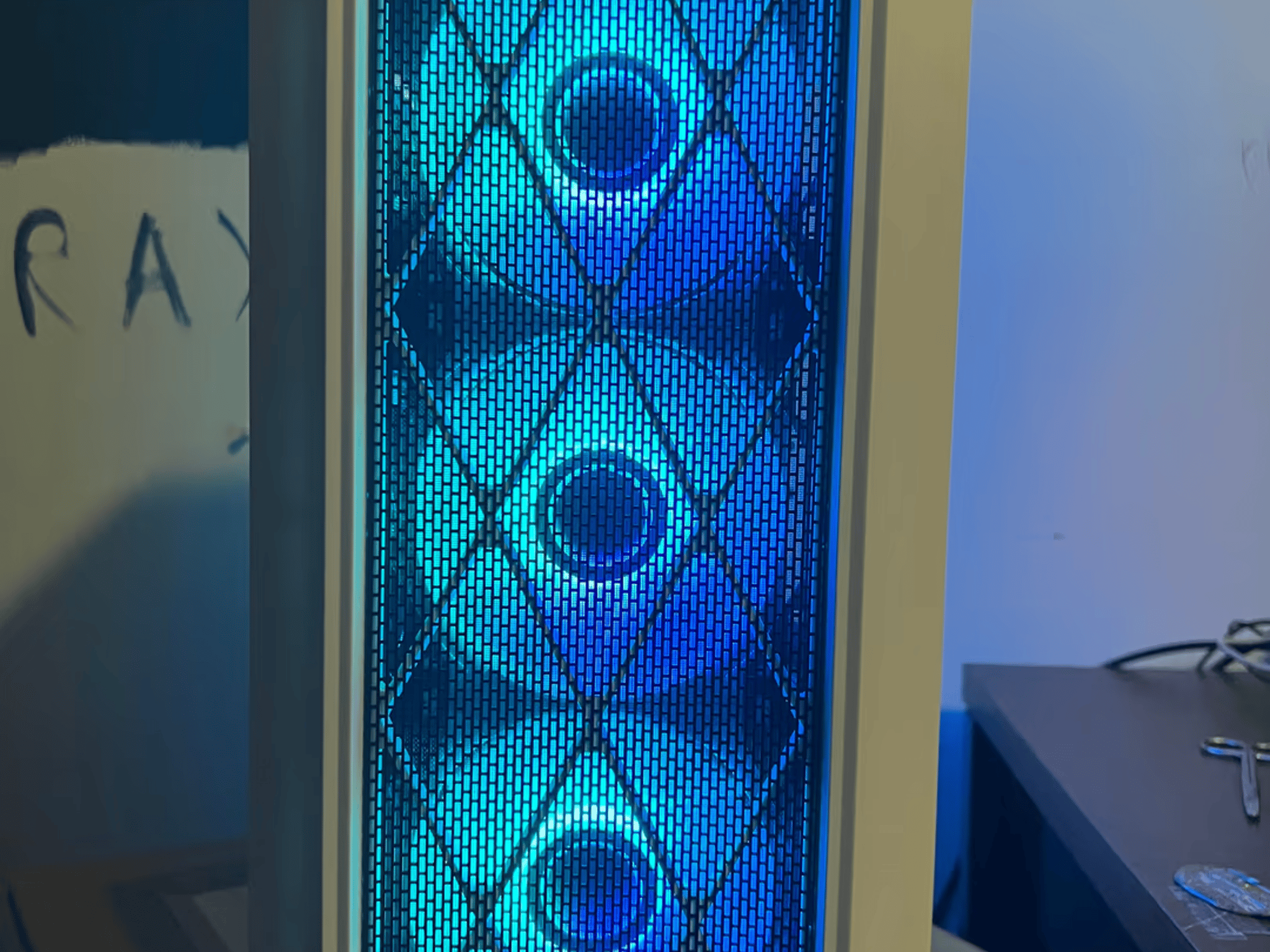 "Panda" / Ryzen 7 3800xt, Rx 6700xt gaming pc