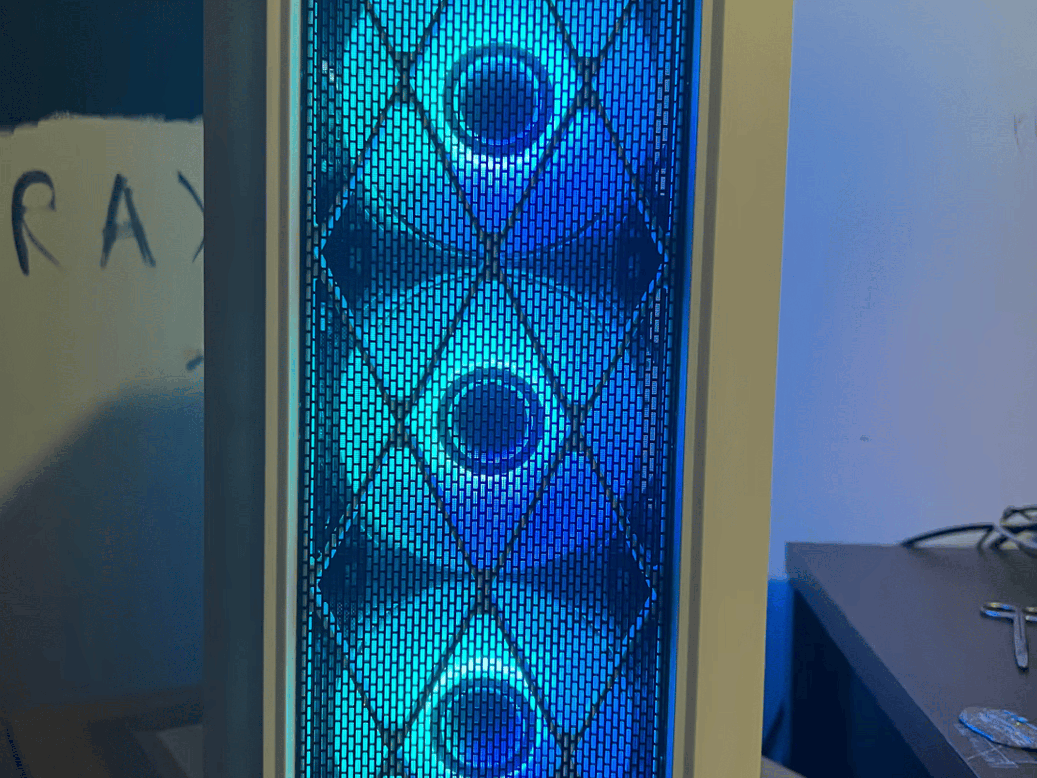 "Panda" / Ryzen 7 3800xt, Rx 6700xt gaming pc