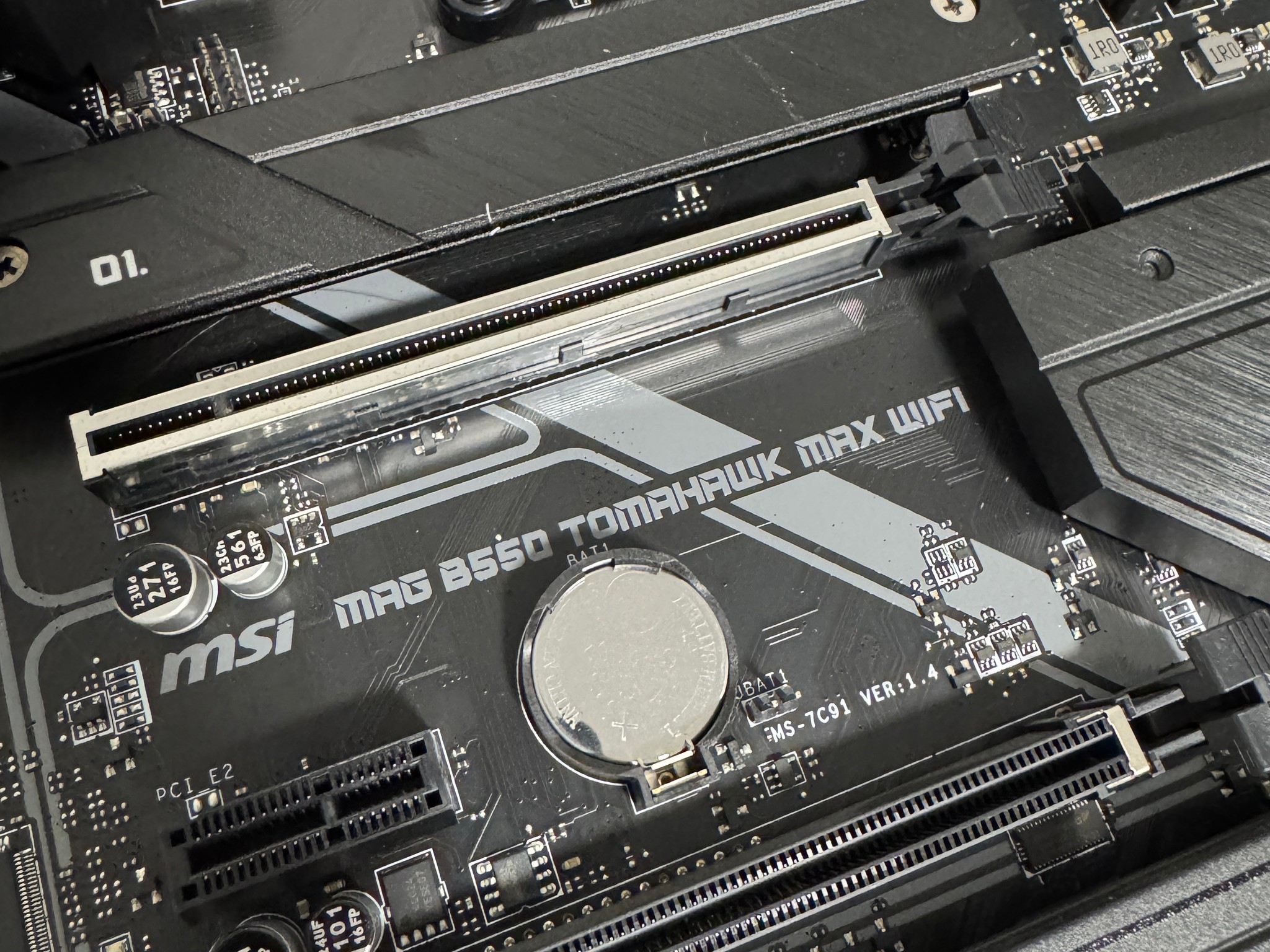 AMD COMBO! Ryzen 7 5800X3D / MSI MAG B550 Tomahawk Max Wifi / Corsair 32GB Ram - High End COMBO