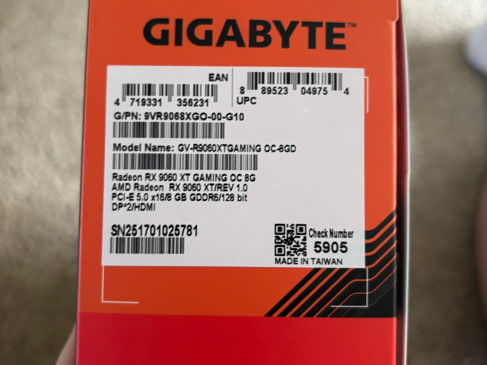 Gigabyte AMD Radeon RX 9060 XT Gaming OC 8 GB