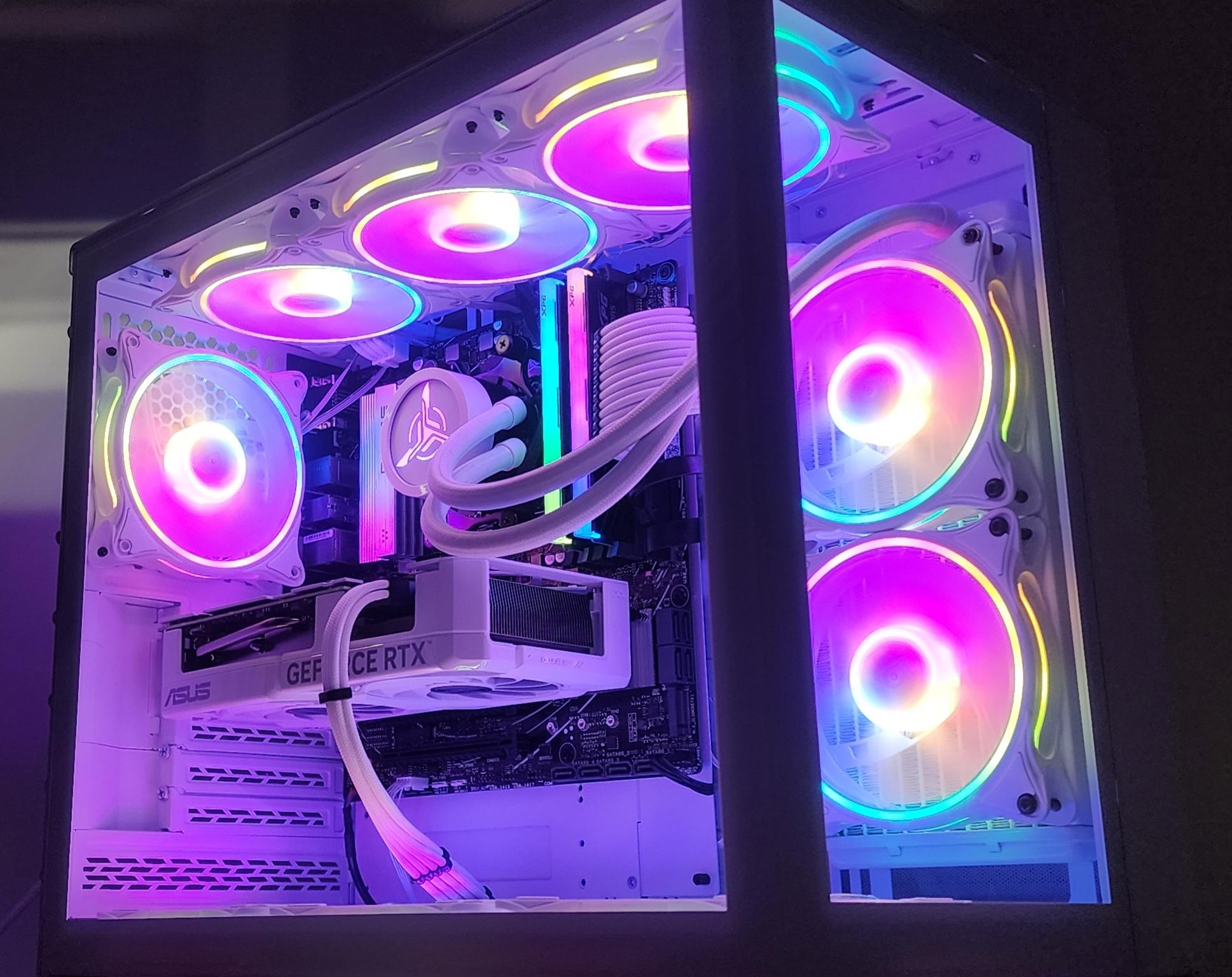Gaming PC Ryzen 7 7700 32GB RAM 1TB SSD RTX 4070 12GB Win11 PC
